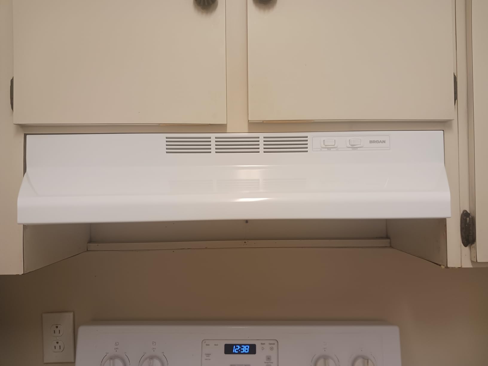 Broan-NuTone 413004 Non-Ducted Ductless Range Hood with Lights Exhaust Fan for Under Cabinet, 30-Inch, Stainless Steel customer photo 2
