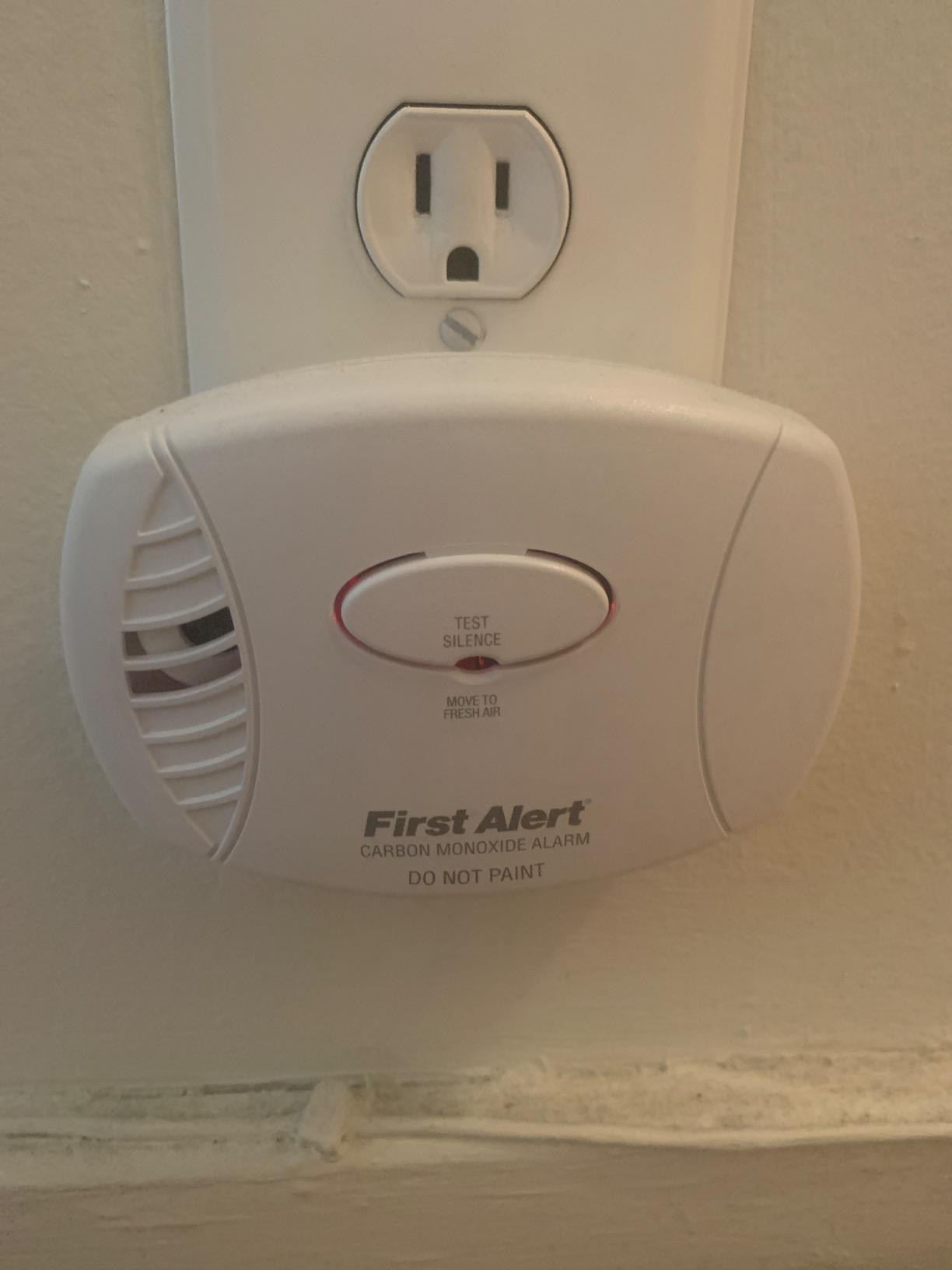 First Alert Plug in Carbon Monoxide Alarm customer photo 1