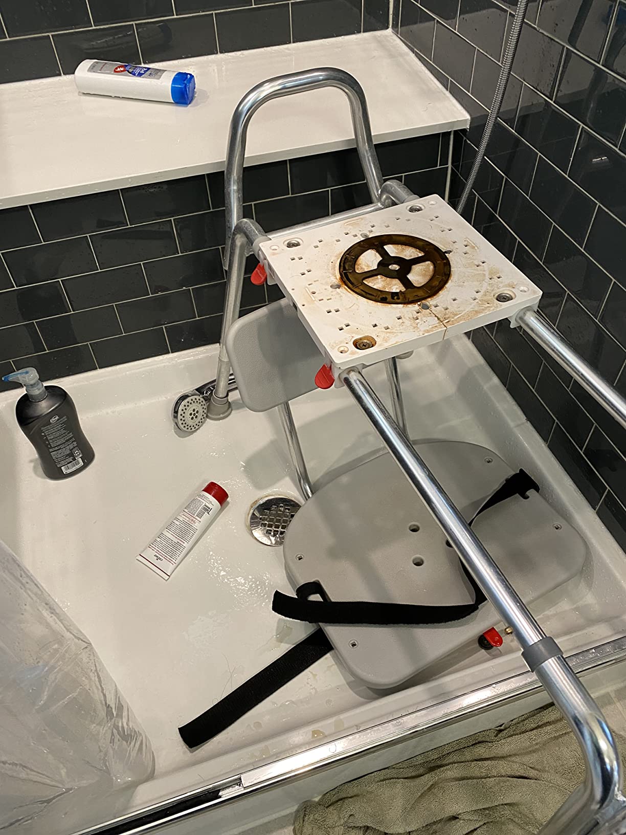 Tub Transfer Bench with Swivel Seat, for Elderly & Disabled, Standard customer photo 2