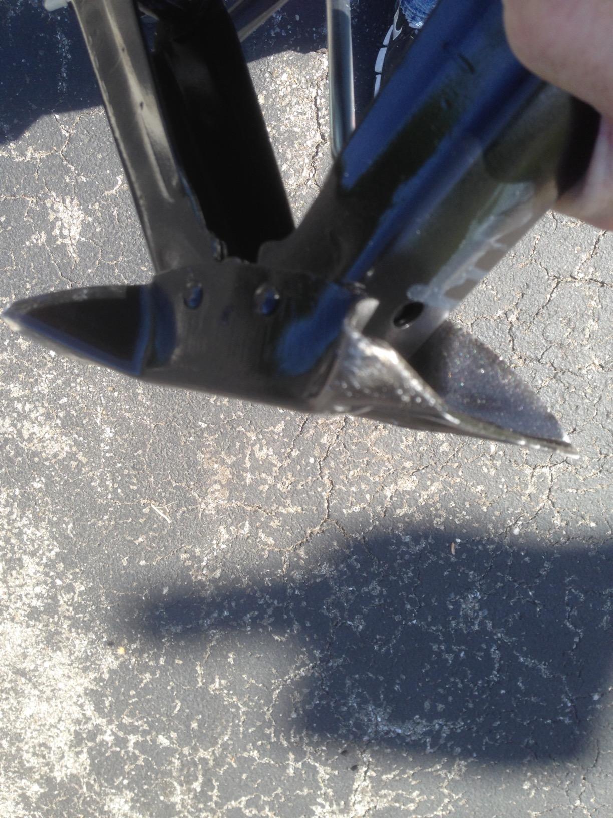 Powerbuilt 1.5 Ton Mechanical Scissor Jack, Offroad Jack - 640819 customer photo 1