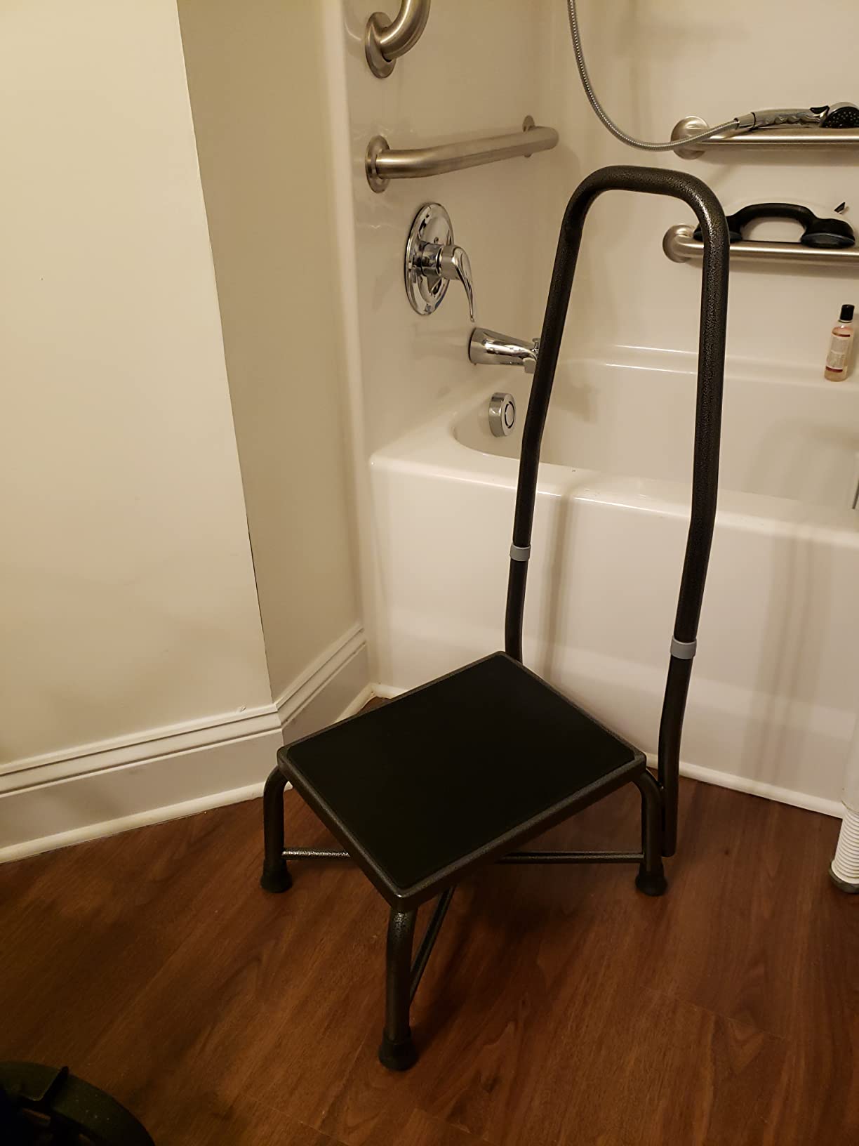 Drive Medical Bariatric Heavy-Duty Step Stool with Handrail, Silver Vein customer photo 2