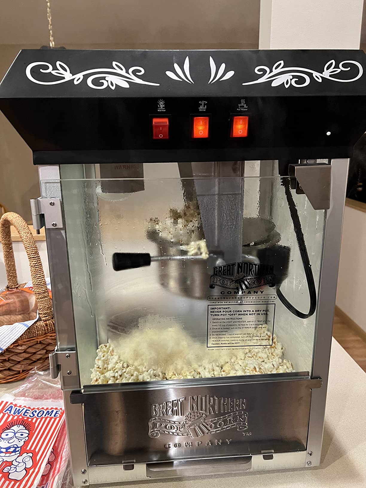 Great Northern Popcorn Foundation 8oz Popcorn Machine Cart on Wheels, Black customer photo 1