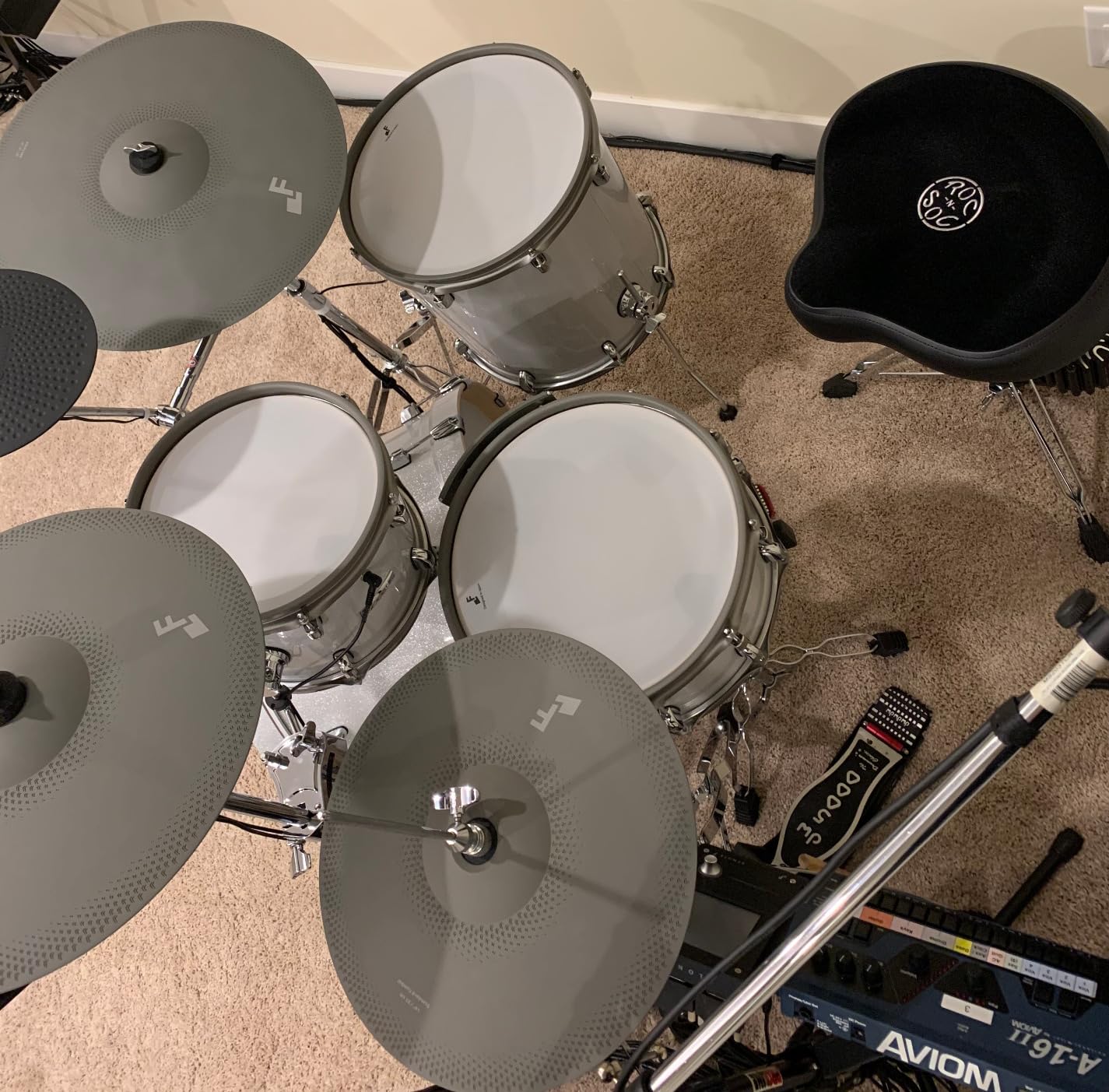 ROC-N-SOC Nitro Drum Throne with Original Saddle - Black customer photo 1