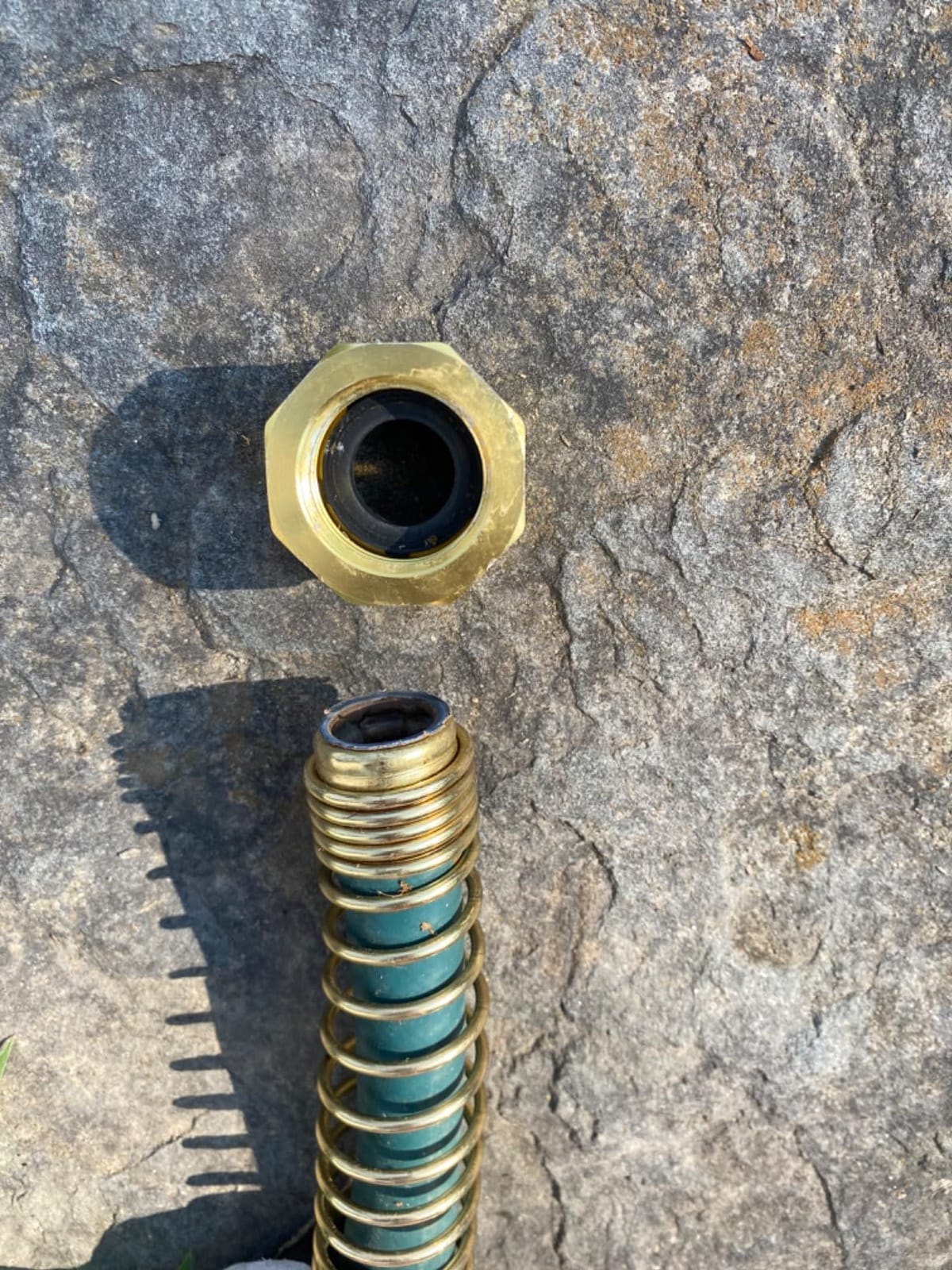 Suncast 175 ft. Wicker Style Resin Hose Hideaway with Hose Guide, Java, Made in the USA customer photo 2