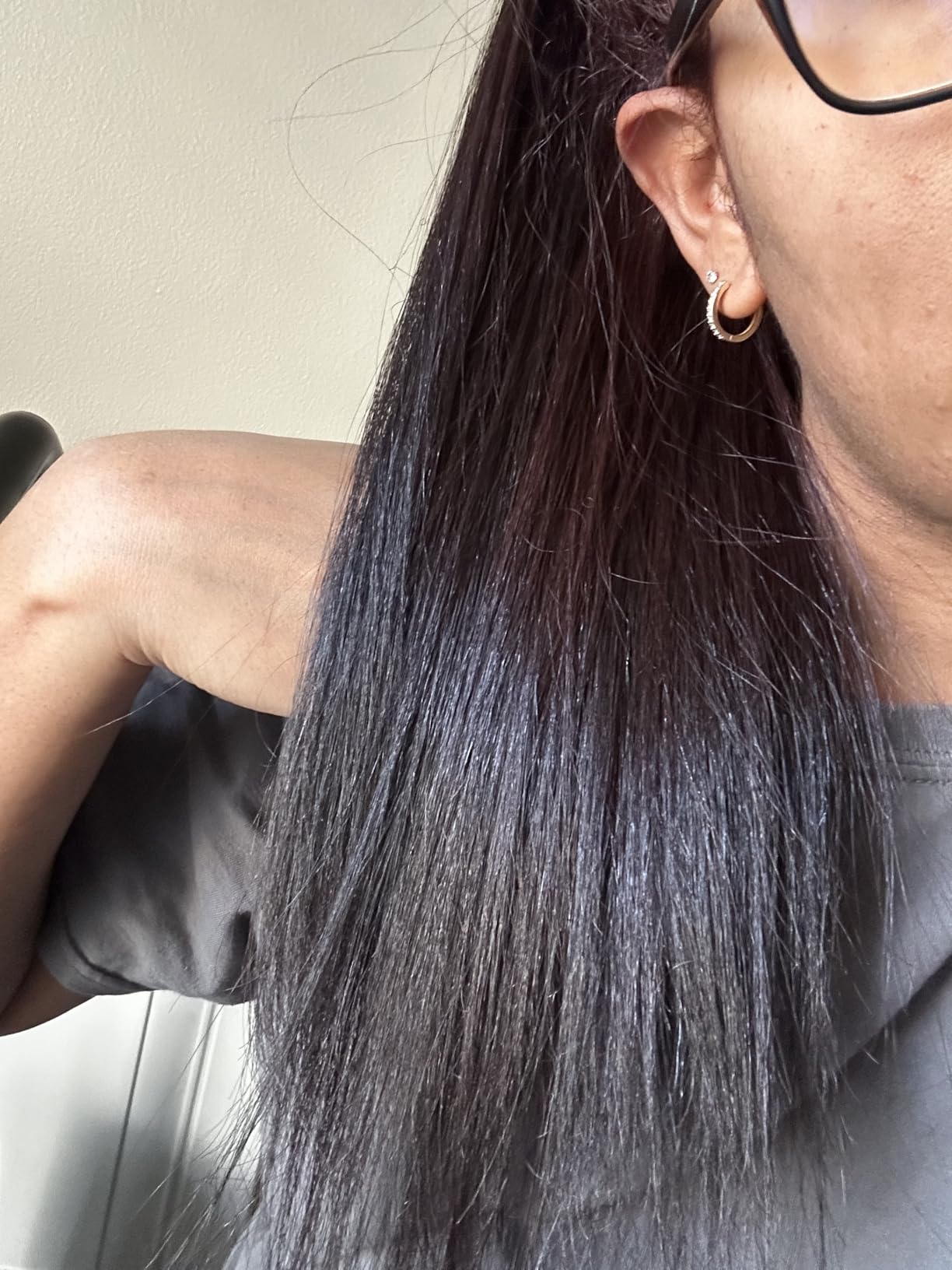 INFINITIPRO BY CONAIR Tourmaline Ceramic 1-Inch Flat Iron Hair Straightener, 1-Inch Flat Iron to Straighten or Curl, 5 Heat Settings, for All Hair Types and Textures, Metallic Gray customer photo 1