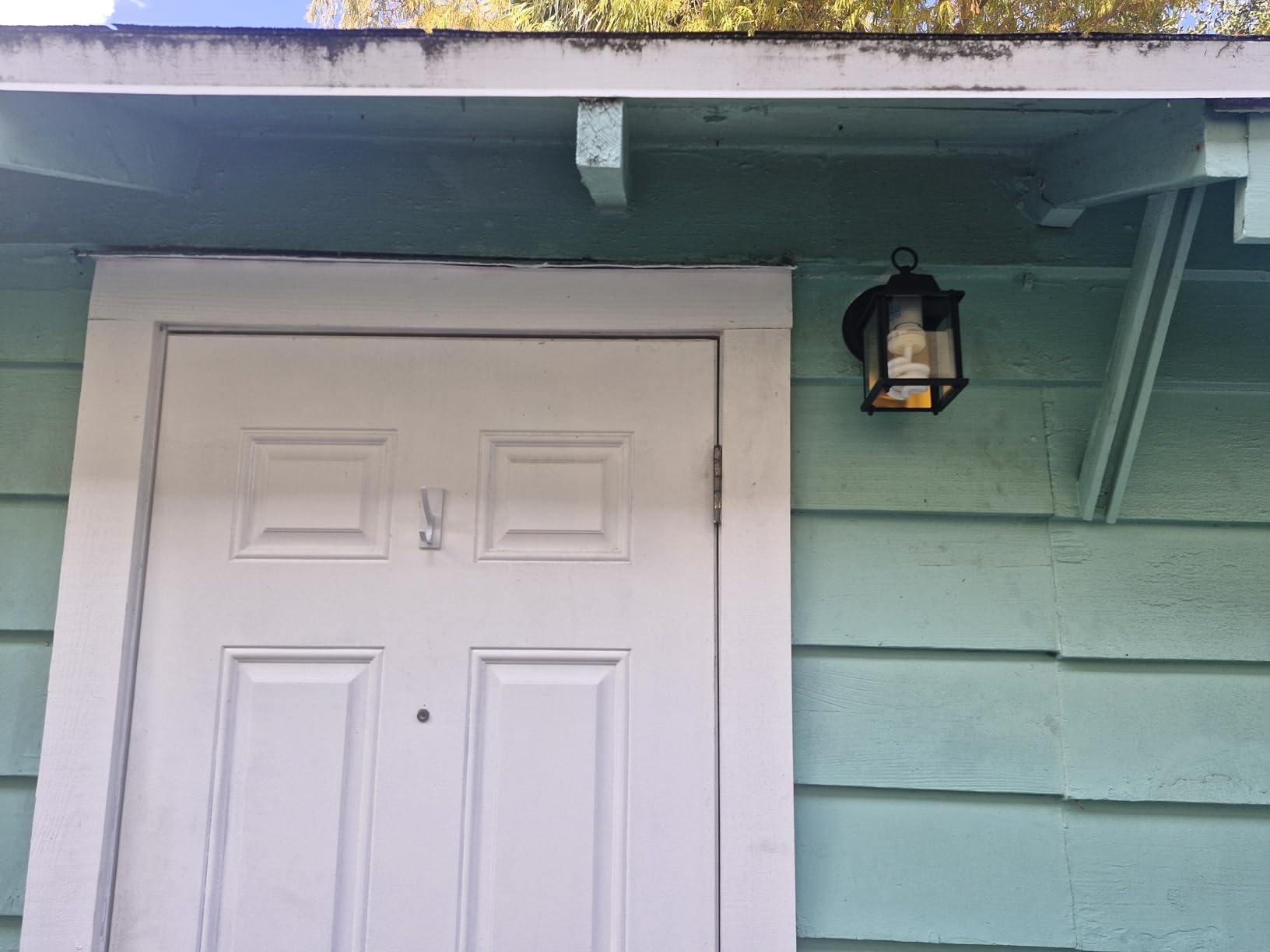 Designers Fountain 1161-RP Porch Outdoor Wall Lantern Sconce, 8in H, Rust Patina customer photo 1
