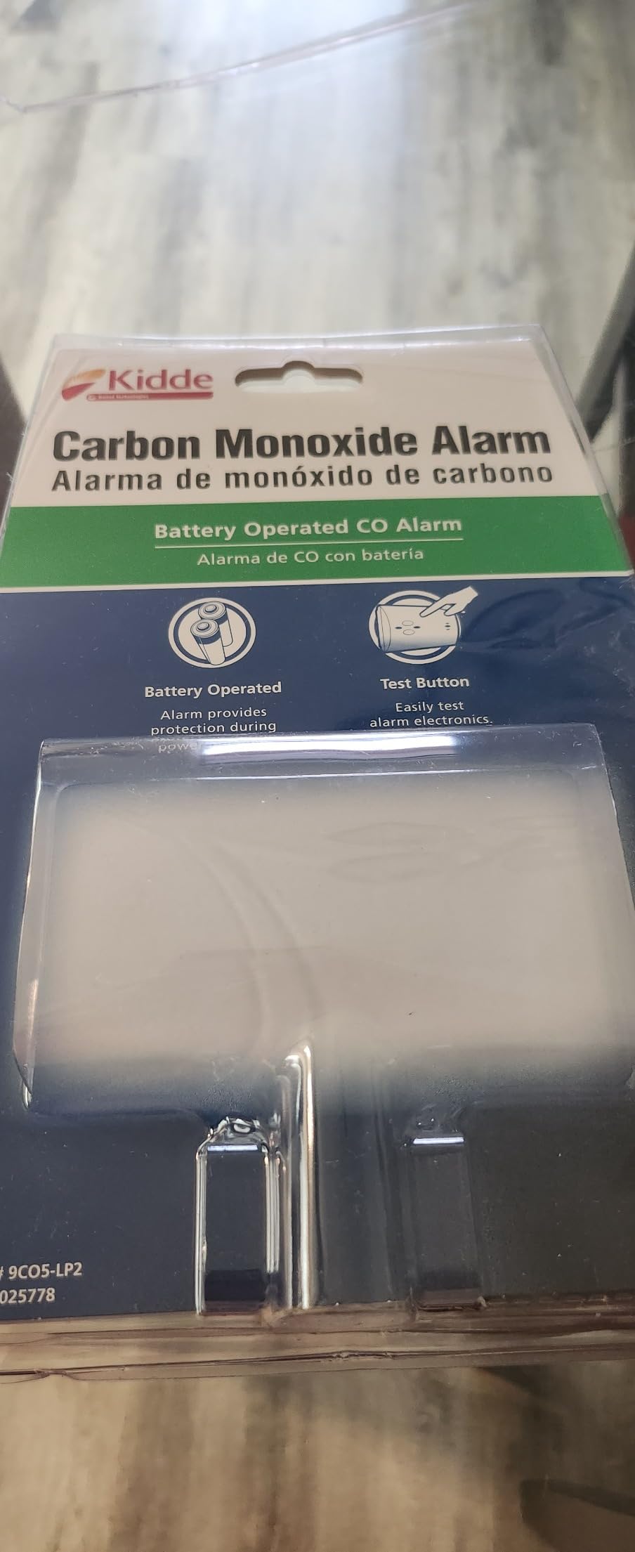 Kidde Carbon Monoxide Detector, Battery Powered CO Alarm with LEDs, Test-Reset Button, Low Battery Indicator, Portable customer photo 2