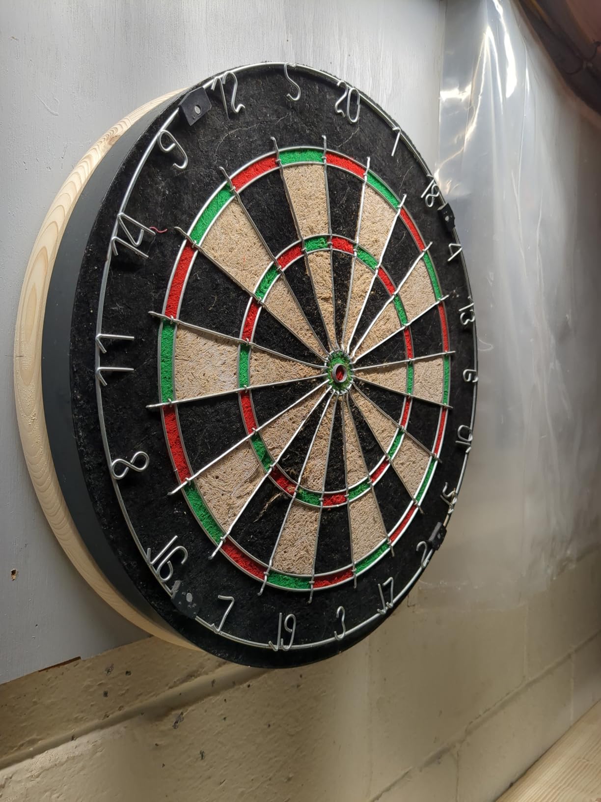 Hey Play Bristle and Metal Dart Board, 18” customer photo 1