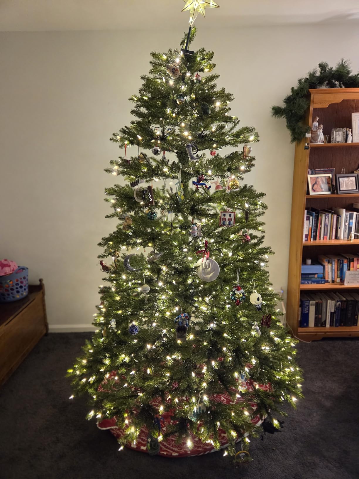 National Tree Company 7.5ft Pre-Lit Dunhill Fir Artificial Christmas Tree customer photo 1