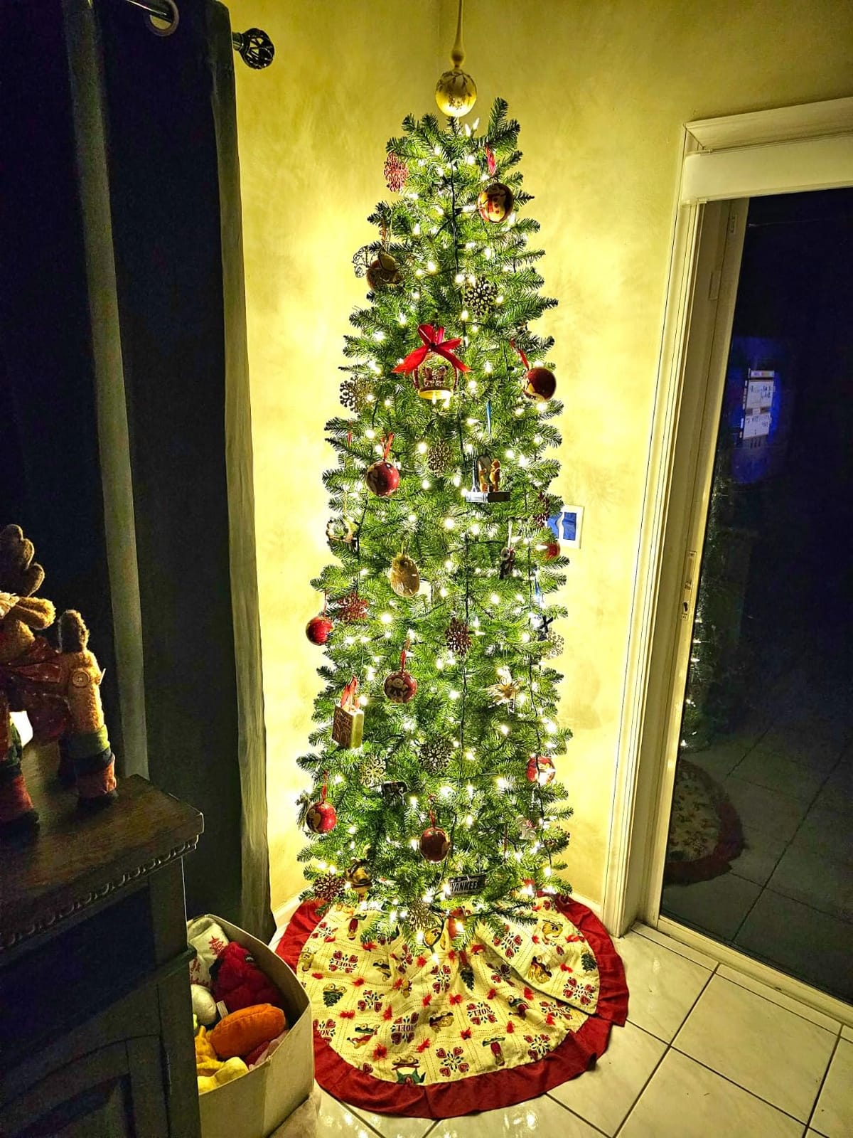 National Tree Company 7.5ft Unlit Kingswood Fir Slim Christmas Tree customer photo 2