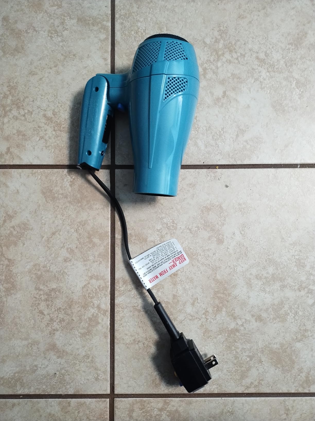 Conair Travel Hair Dryer, Dual Voltage, Folding Handle, 1875W, Blue customer photo 2