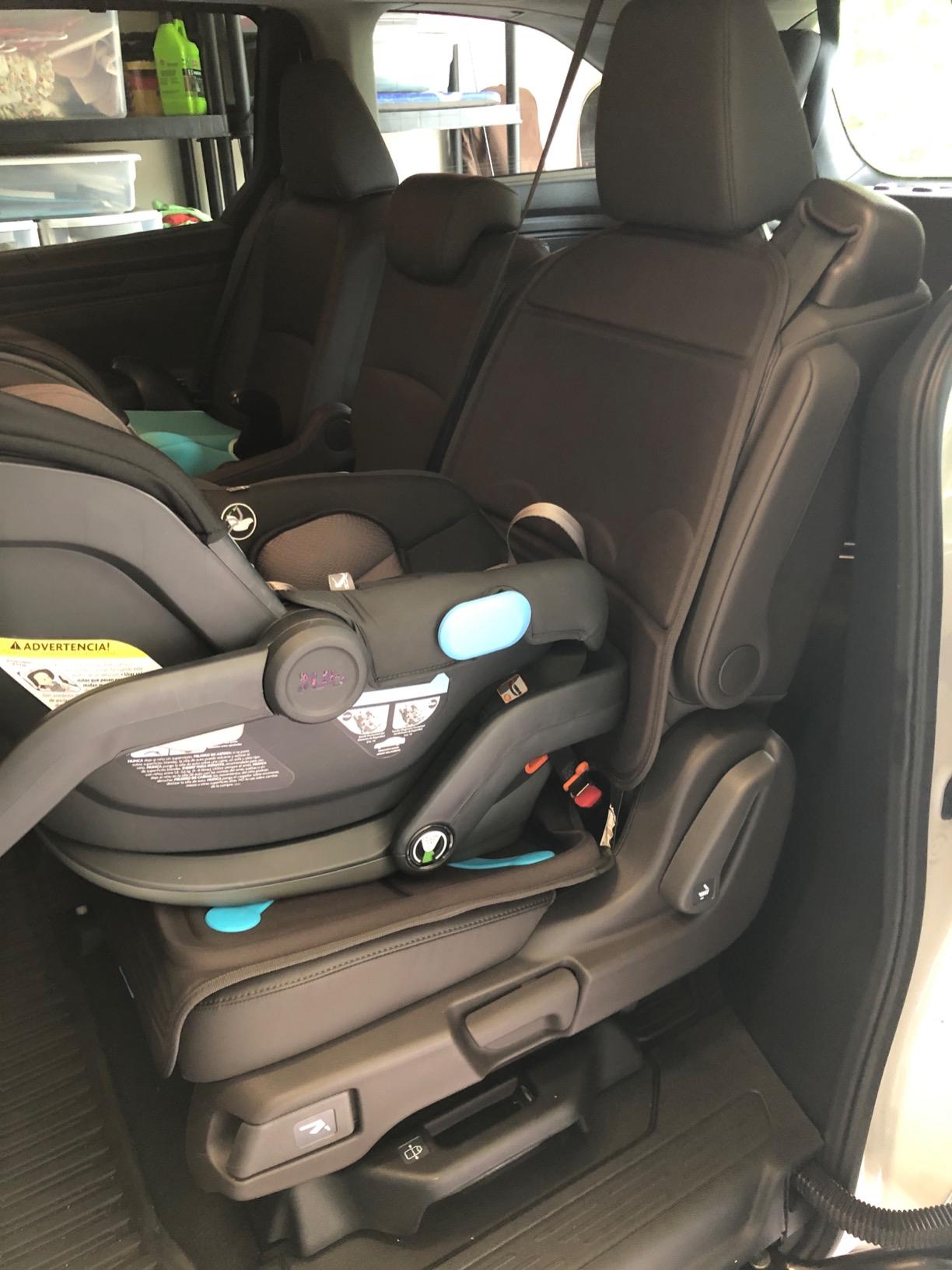Munchkin Elite Seat Guardian Car Seat Protector, Dark Grey customer photo 2