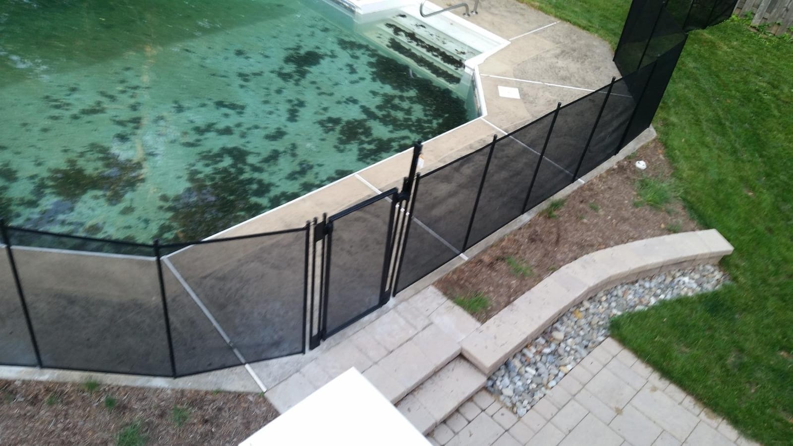 Pool Fence DIY by Life Saver Fencing Section Kit, 4 x 12-Feet, Black customer photo 2