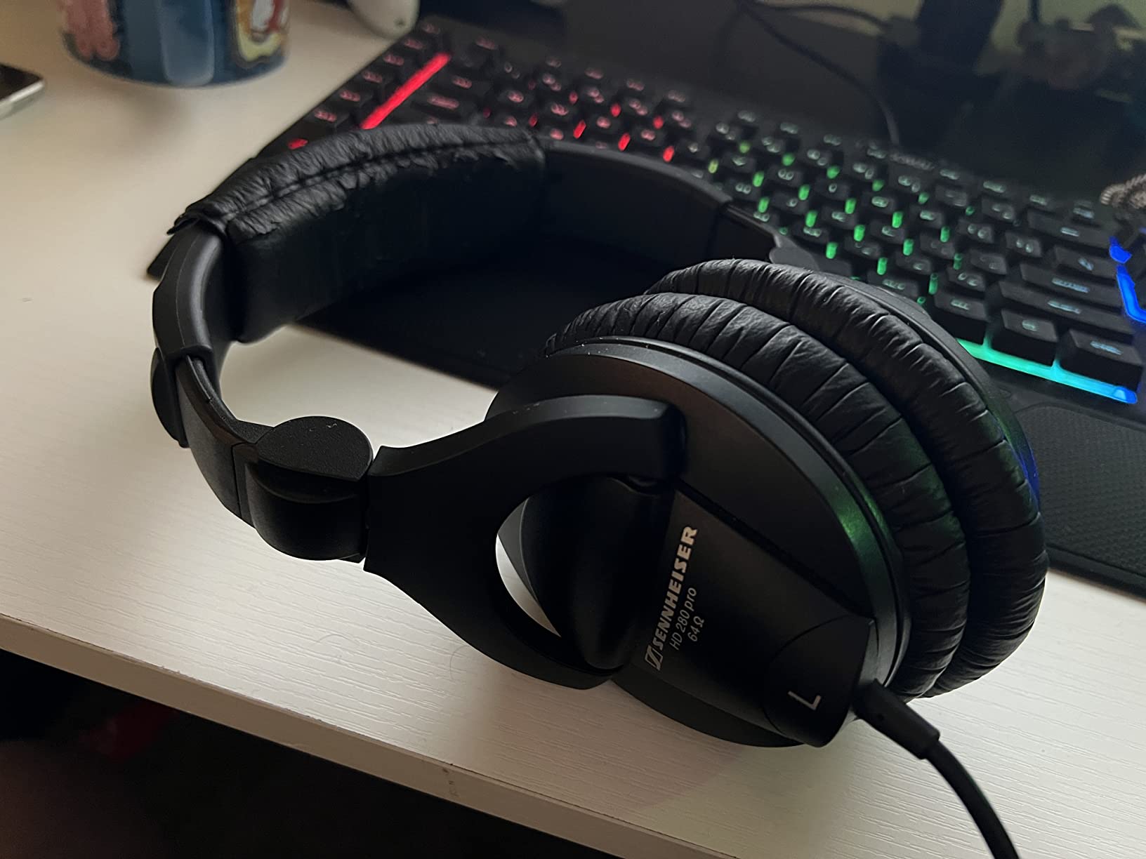 Sennheiser HD 280 Pro Headphone, Black customer photo 1