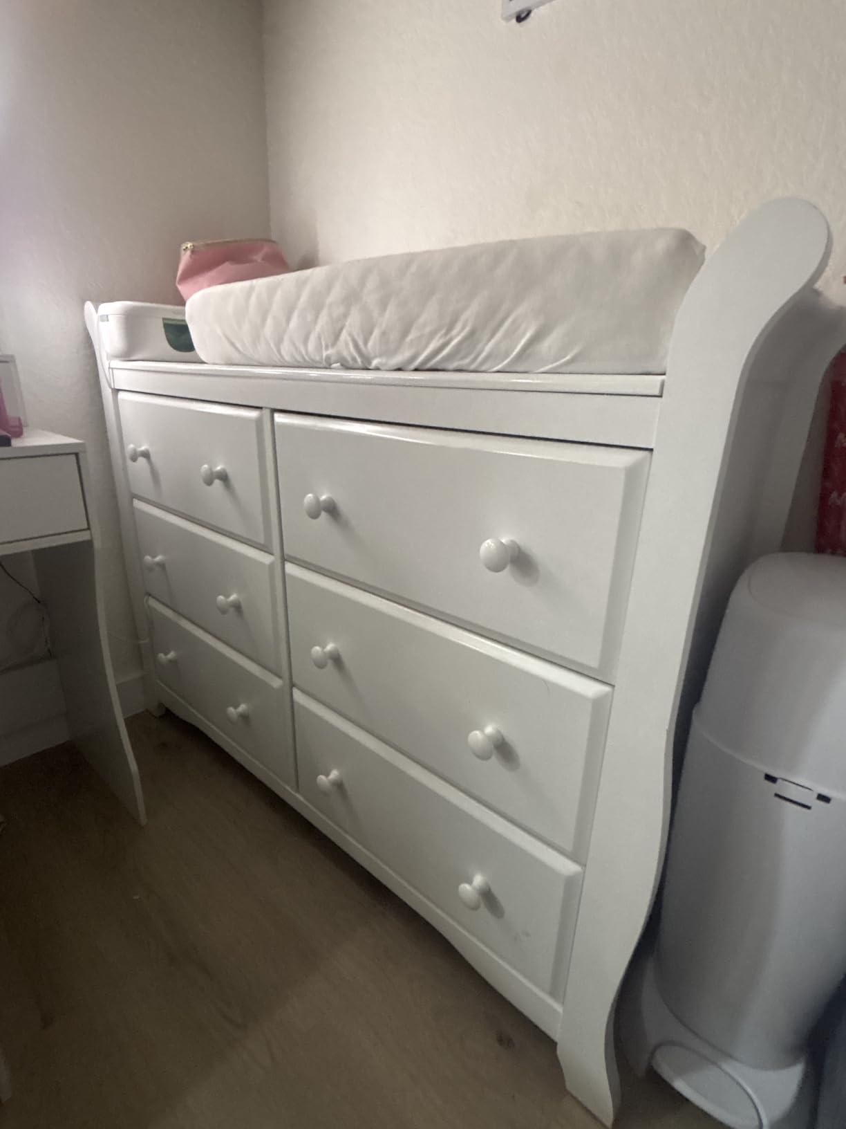 Storkcraft Avalon 6 Drawer Double Dresser, White customer photo 2
