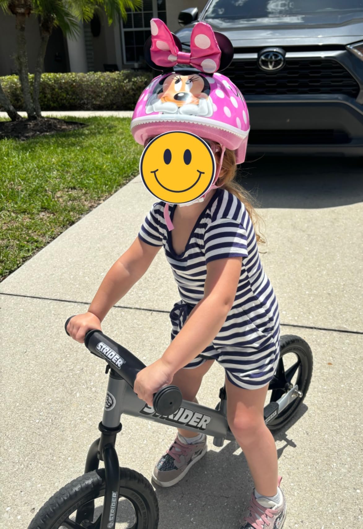 Disney Minnie Mouse 3D Minnie Me Toddler Bike Helmet by Bell customer photo 2