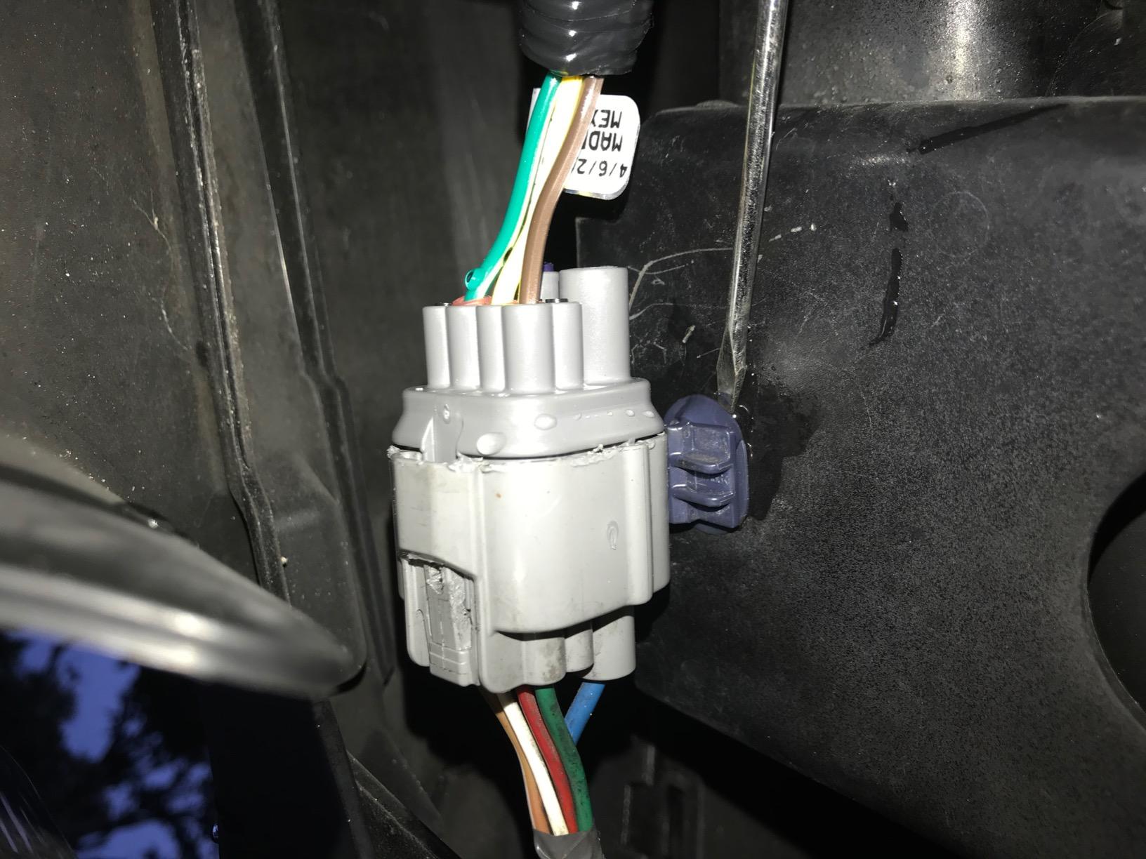 CURT 56170 Vehicle-Side Custom 4-Pin Trailer Wiring Harness, Select Honda Pilot customer photo 2