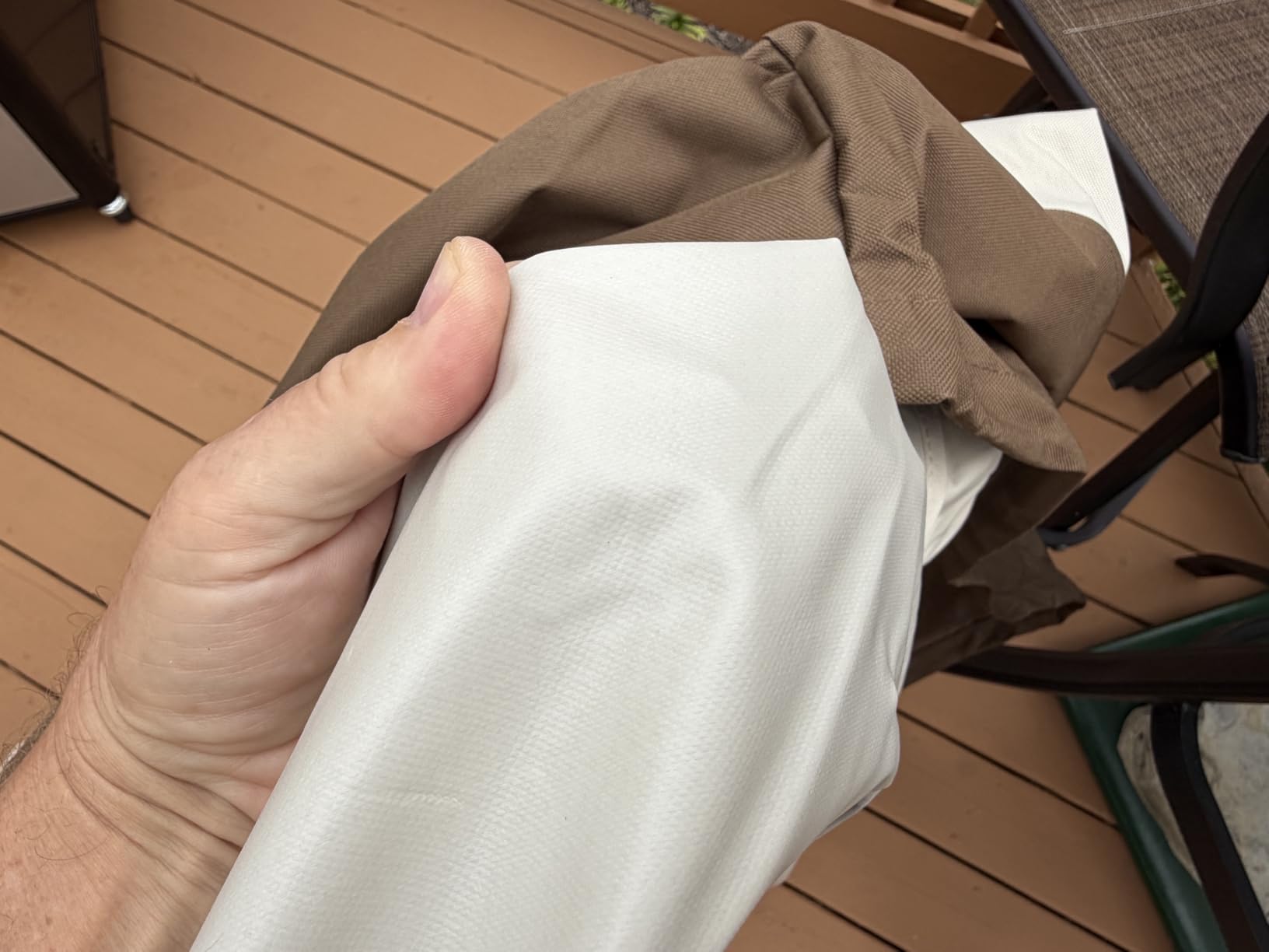 Amazon Basics Gas Grill Barbecue Cover, Weather Resistant, Anti-UV Protection with Secure Straps, Waterproof, 60 inch, Medium for Outdoor Grills, Beige customer photo 1