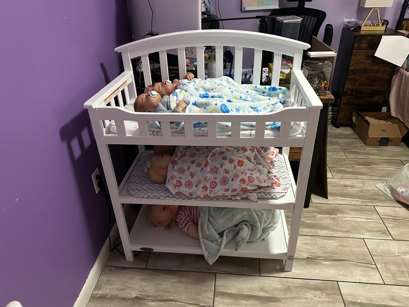 Graco Changing Table with Water-Resistant Changing Pad, White customer photo 2