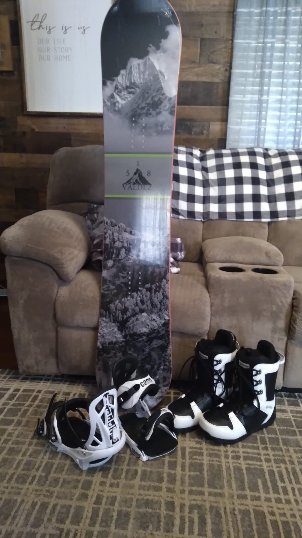Valdez Snowboard Summit Bindings & APX Boots Men's Complete Snowboard Package customer photo 1