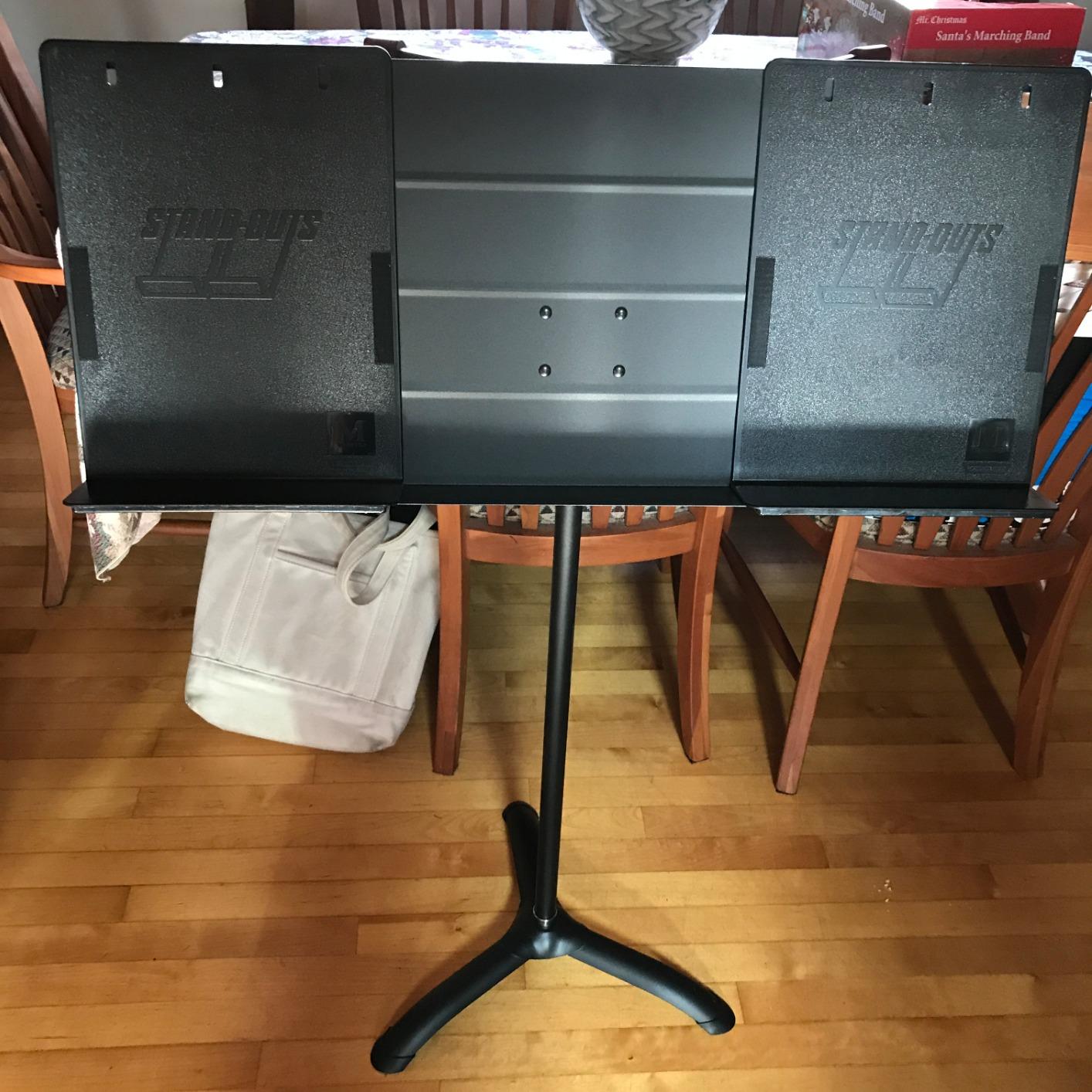 Amazon Basics Portable Height Adjustable Sheet Music Stand, Sturdy Metal, Black customer photo 1