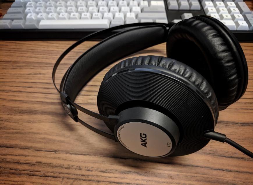 AKG Pro Audio K72 Over-Ear, Closed-Back, High-Sensitivity, High Output 40mm drivers, Studio Professional Headphone. Also Great for Portable Devices. Black. customer photo 1
