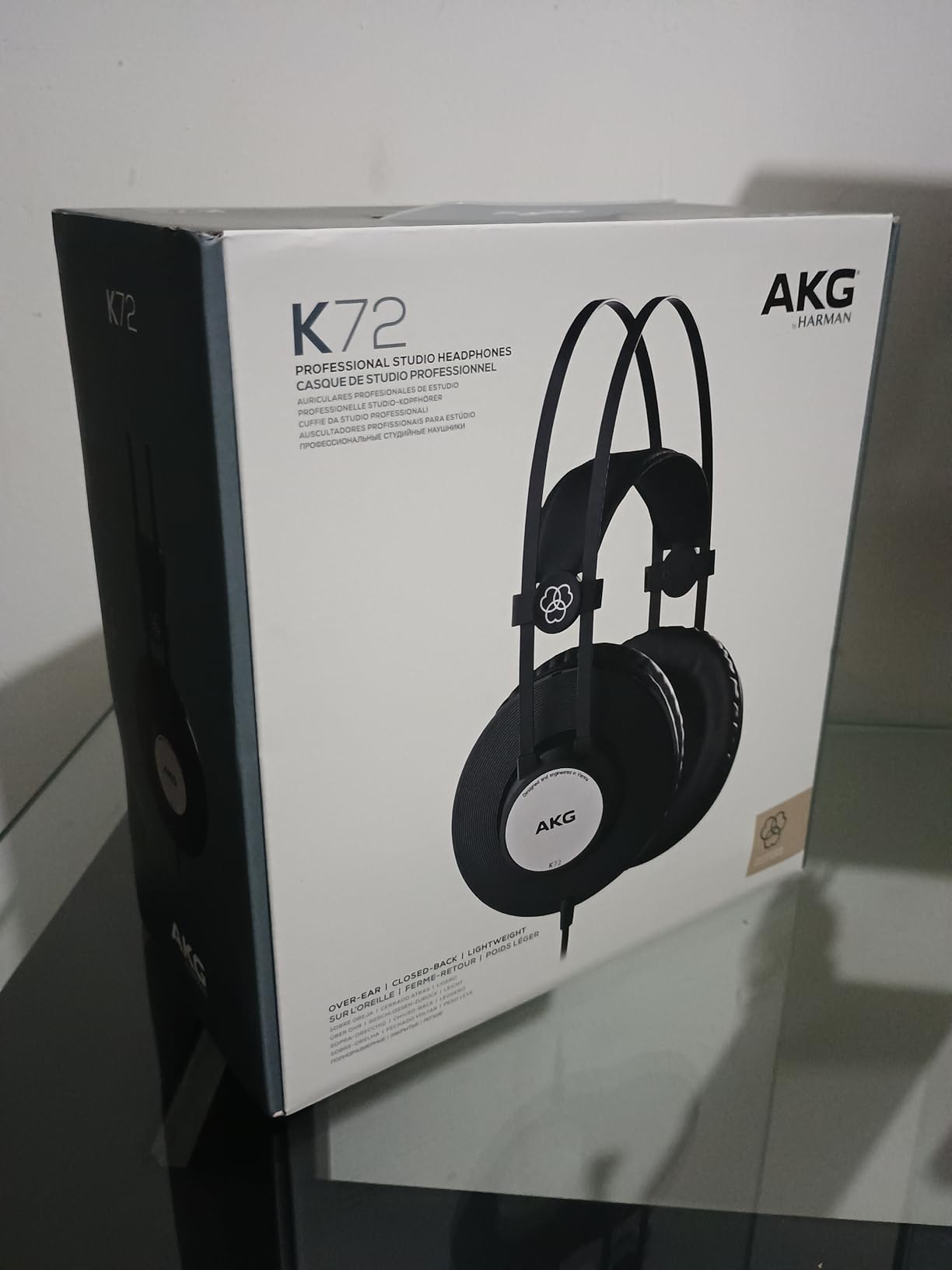 AKG Pro Audio K72 Over-Ear, Closed-Back, High-Sensitivity, High Output 40mm drivers, Studio Professional Headphone. Also Great for Portable Devices. Black. customer photo 2