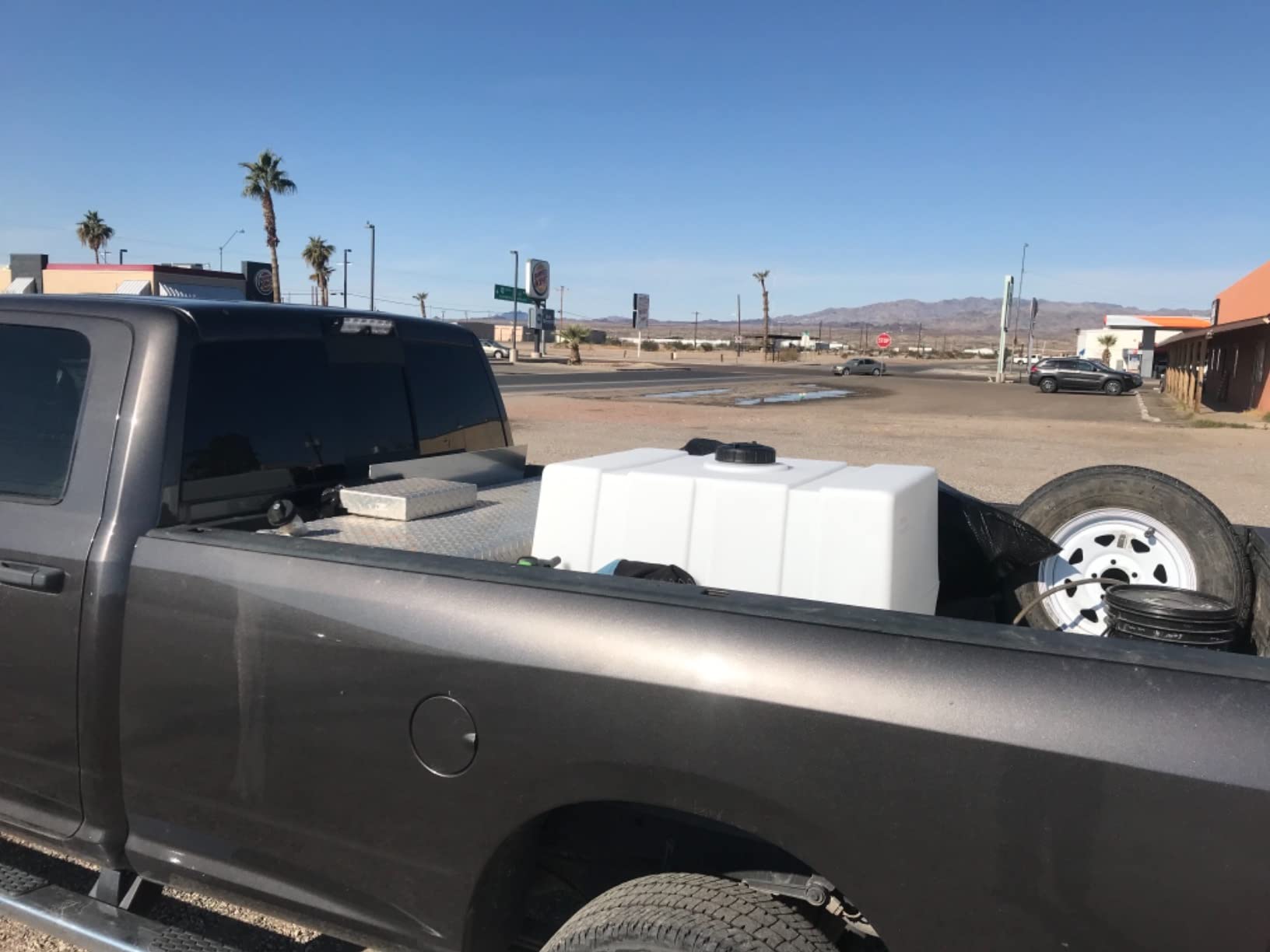 RomoTech 82123909 Horizontal Square Reservoir Water Tank, 30 Gallon, Made In USA, Natural Poly Tank Non-Flammable Liquids, UV-Resistant, Ideal for Agricultural Use, RV Water Storage, White customer photo 1