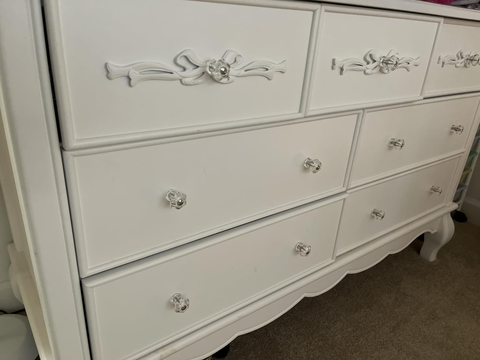 Evolur Aurora 7-Drawer Nursery Dresser – Ivory Lace | Assembled Double Dresser with Crystal Knobs, Queen Anne Legs, Large Storage for Baby Essentials customer photo 2