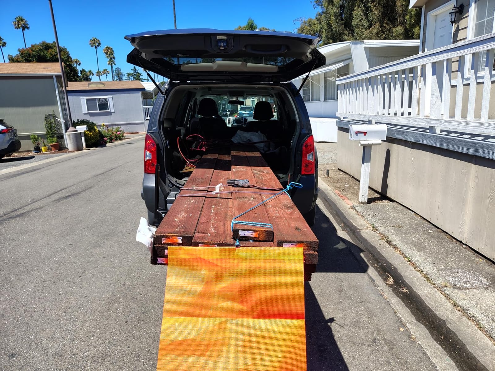 MaxxHaul 70231 Hitch Mount Pick Up Truck Bed Extender For Ladder, Rack, Canoe, Kayak, Long Pipes and Lumber) , Black , 37 x 19 x 3 inches customer photo 2