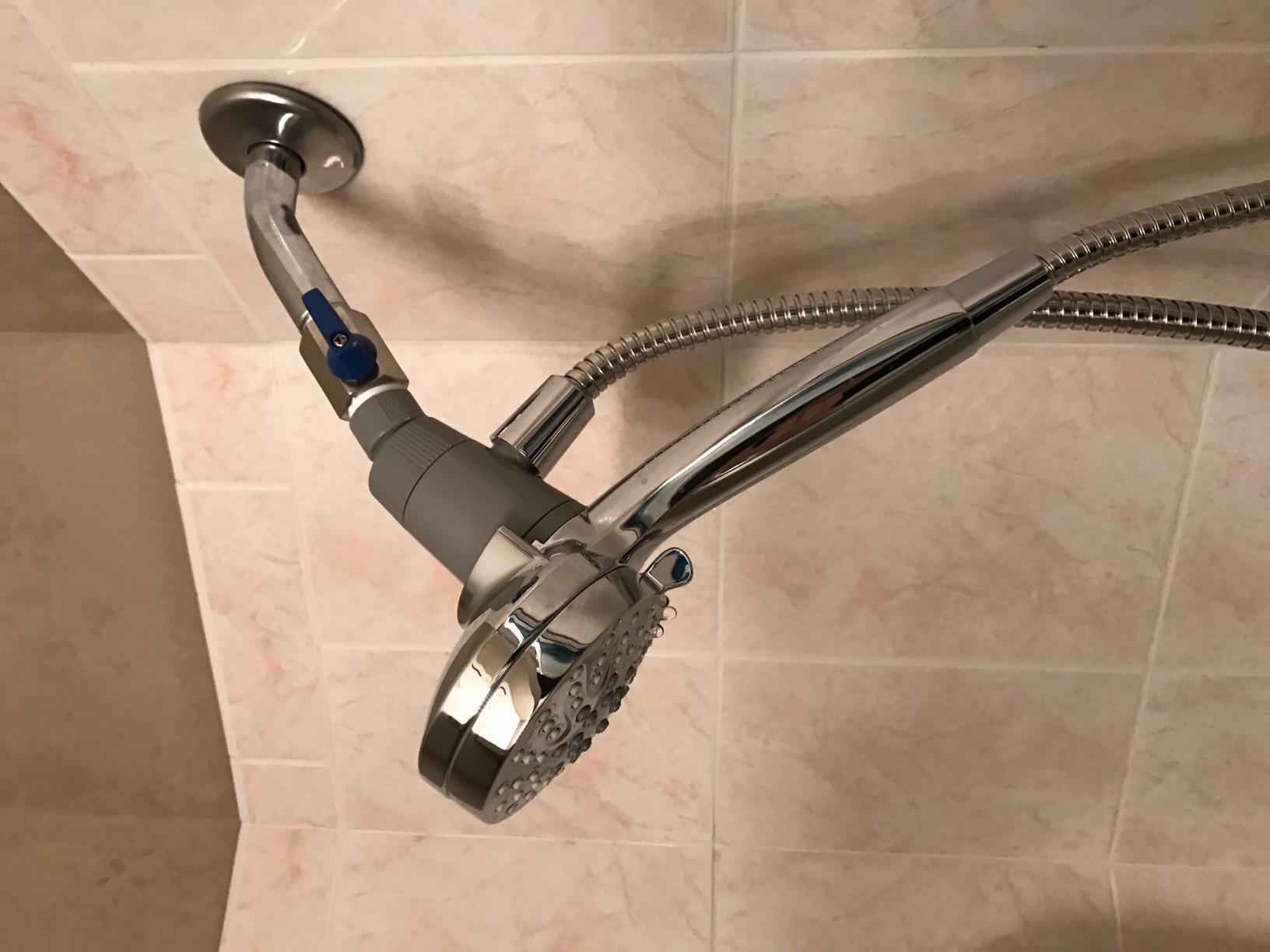 Moen Engage Magnetix Shower Head with Handheld Sprayer, 6 Handheld Shower Head Spray Functions, Chrome Finish, 26100EP customer photo 1
