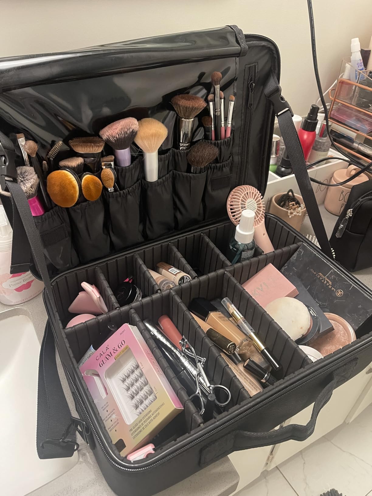 Relavel Makeup Case Large Makeup Bag Professional Train Case 16.5 inches Travel Cosmetic Organizer Brush Holder Waterproof Makeup Artist Storage Box, 3 Layer Large Capacity, with Adjustable Strap customer photo 1