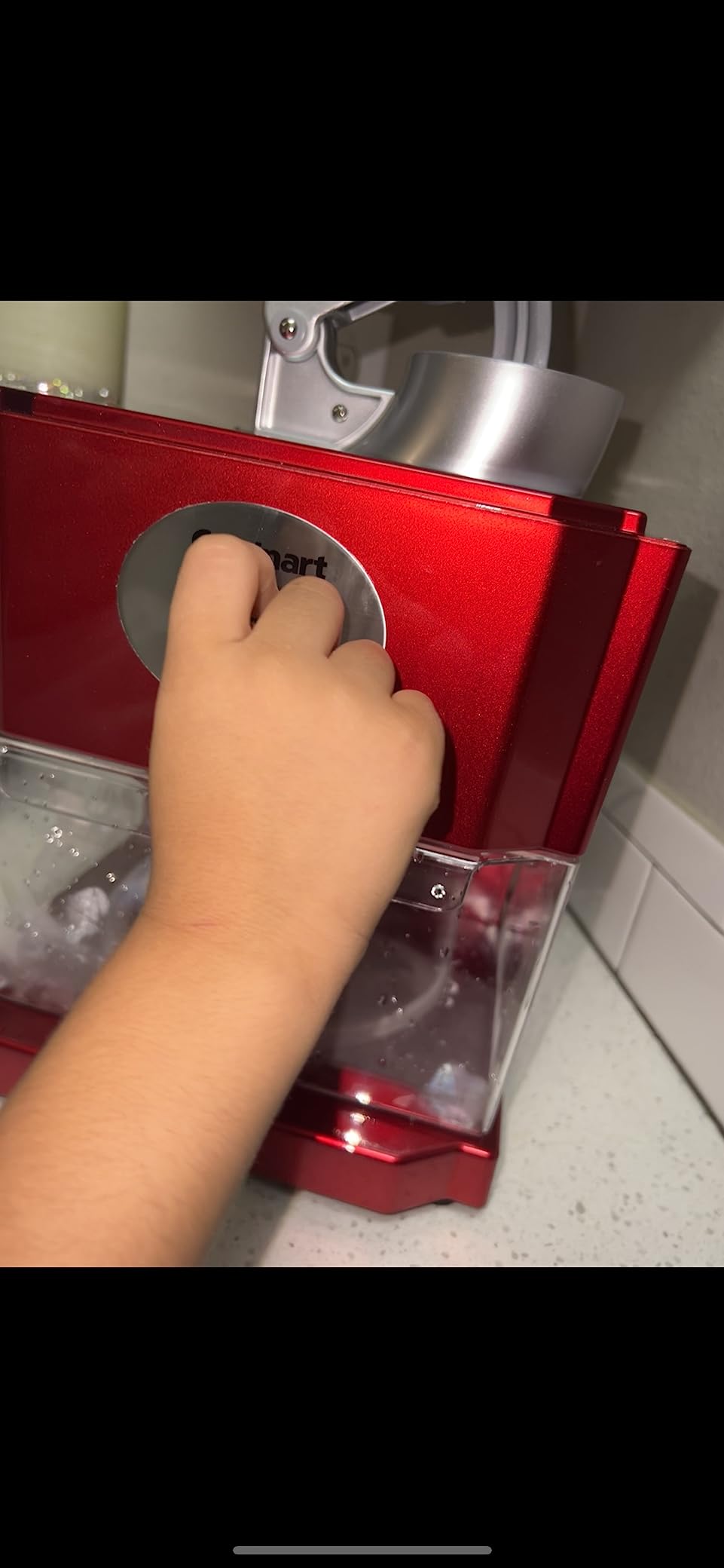 Cuisinart Snow Cone Machine, 90 W Motor, Interlock Safety, 4 Reusable Cones, Compact Design, Countertop, Red customer photo 1