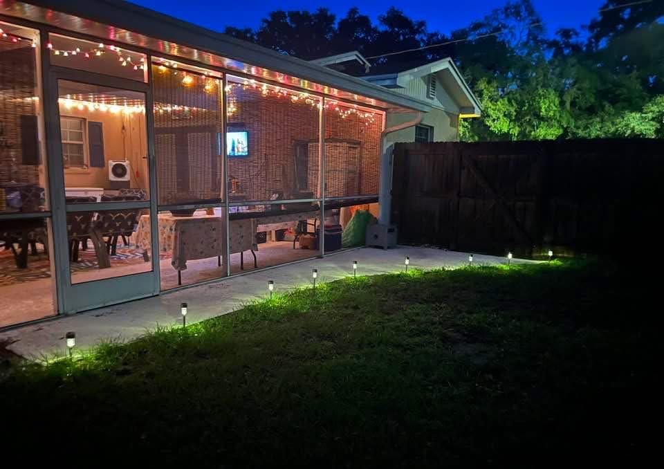 GIGALUMI Outdoor Waterproof Solar Garden Lights, 12 Pack Cold White customer photo 1
