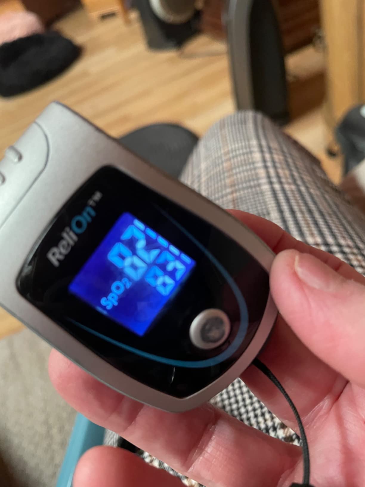 CHOICEMMed Finger Pulse Oximeter, Blood Oxygen Saturation Monitor, Fingertip O2 Sensor with LED Display, Pulse Rate Reader, Portable SpO2 Monitor with Batteries, Carry Case & Lanyard, Blue customer photo 2