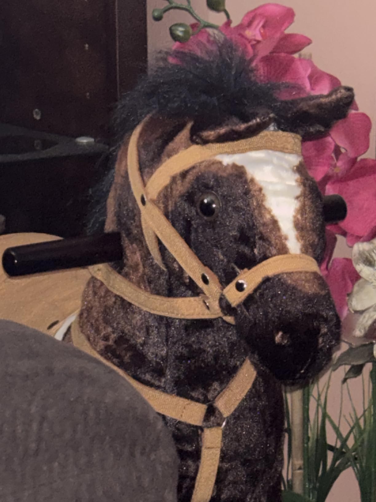 Qaba Rocking Horse Realistic Sounds for Toddlers 3-9, Dark Brown customer photo 2