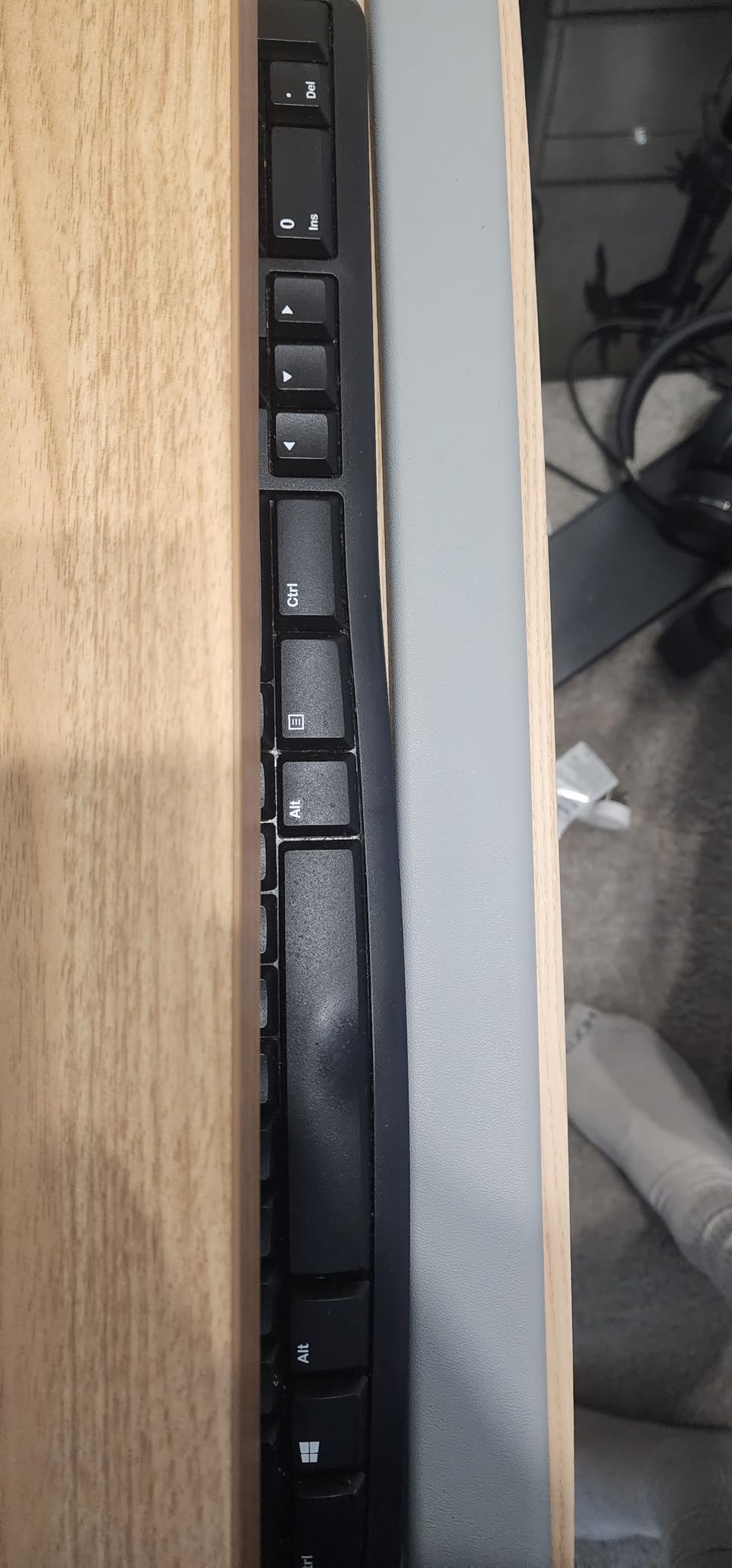 VIVO Black Under Desk 25 x 10 in Keyboard Tray, MOUNT-KB03B customer photo 1