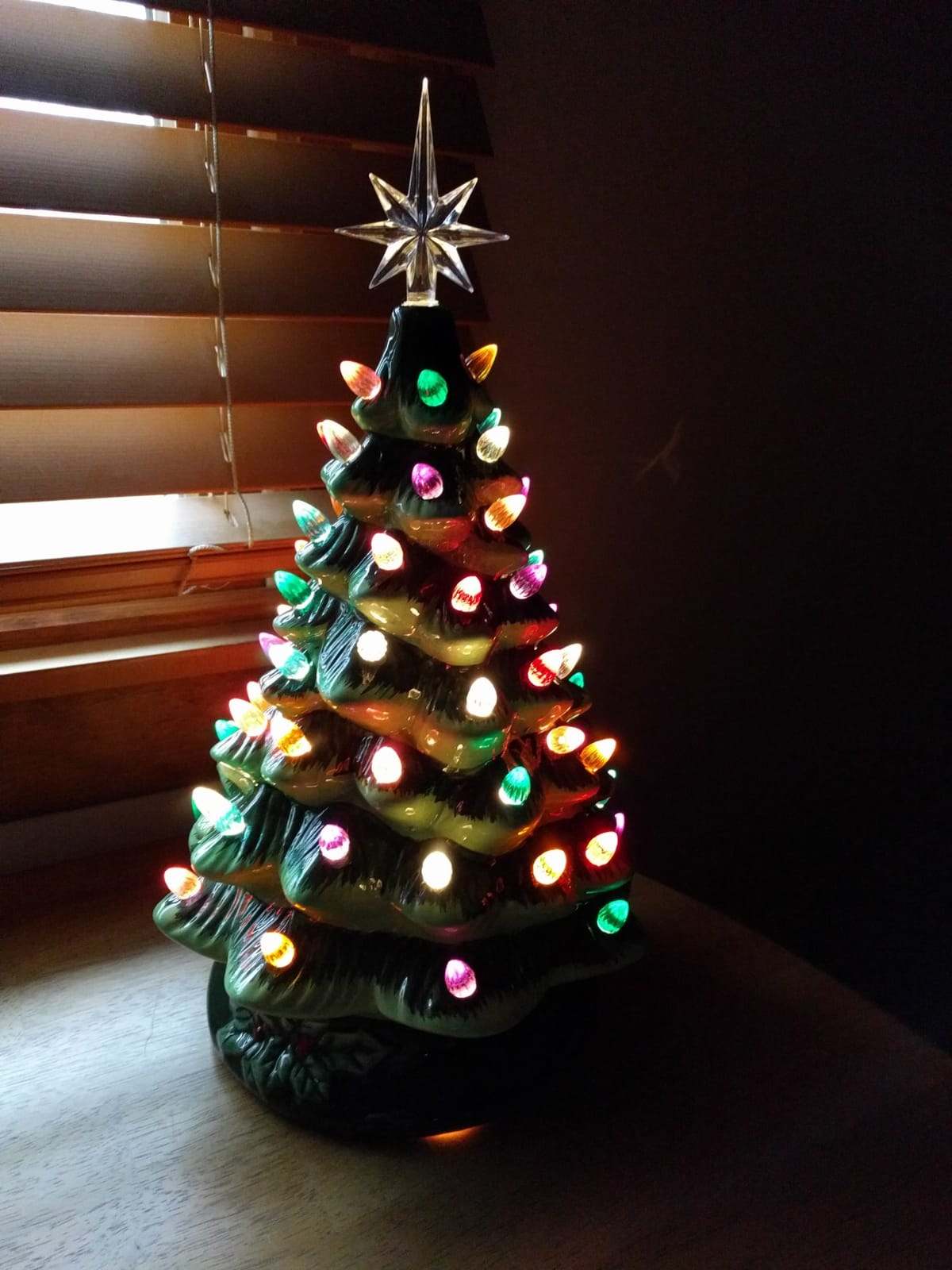 Best Choice Products 15in Ceramic Christmas Tree, Pre-lit Hand-Painted Tabletop Holiday Tree, Star Topper, 64 Lights - Green w/Multicolored Bulbs customer photo 1
