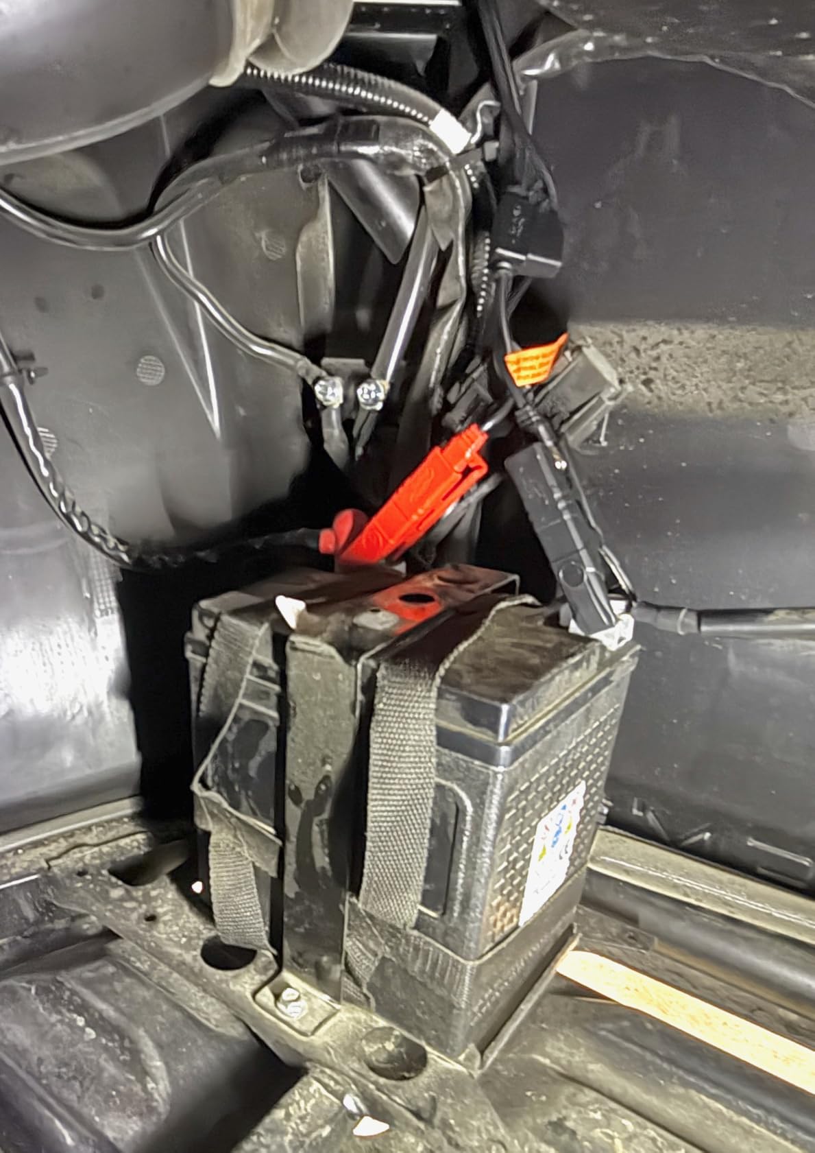 Battery Tender Junior 12V, 800mA Battery Charger and Maintainer for Lead Acid and Lithium Batteries - Switchable Battery Charger for Powersports - 022-0199-DL-WH customer photo 2
