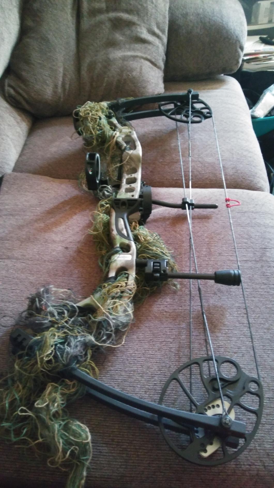Southland Archery Supply SAS Feud 70 Lbs Compound Bow Target Field customer photo 1