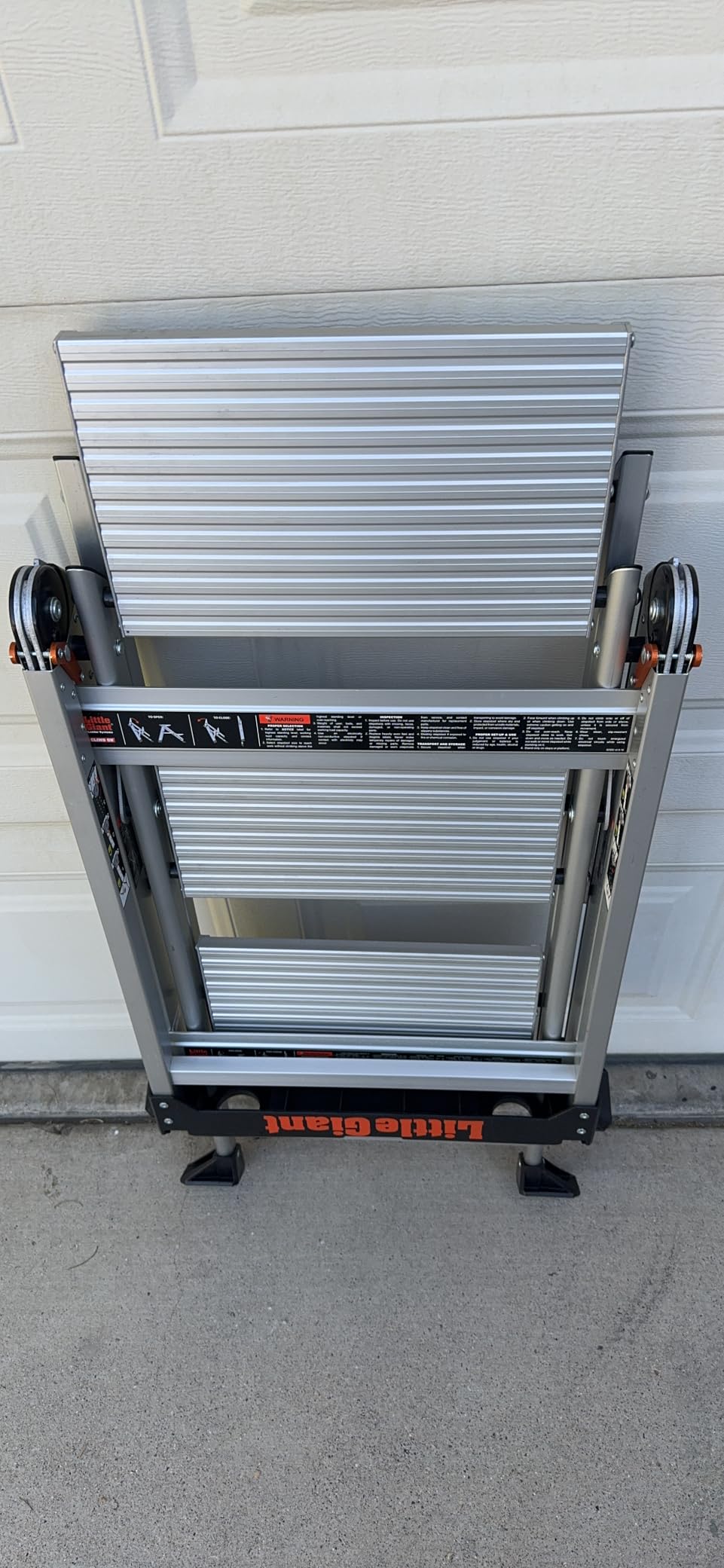 Little Giant Jumbo Step 3-Step Foldable 2.2 ft Aluminum Stool, 11903 customer photo 2
