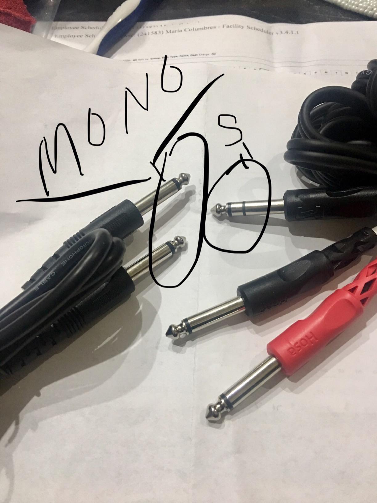 innopow 200-Channel Wireless Microphones System, Dual UHF Metal Cordless Mic Set, Auto Scan, Long Range 200-240Ft,16 Hours Use for Karaoke Singing, Church, 2022 Version(WM333) customer photo 2