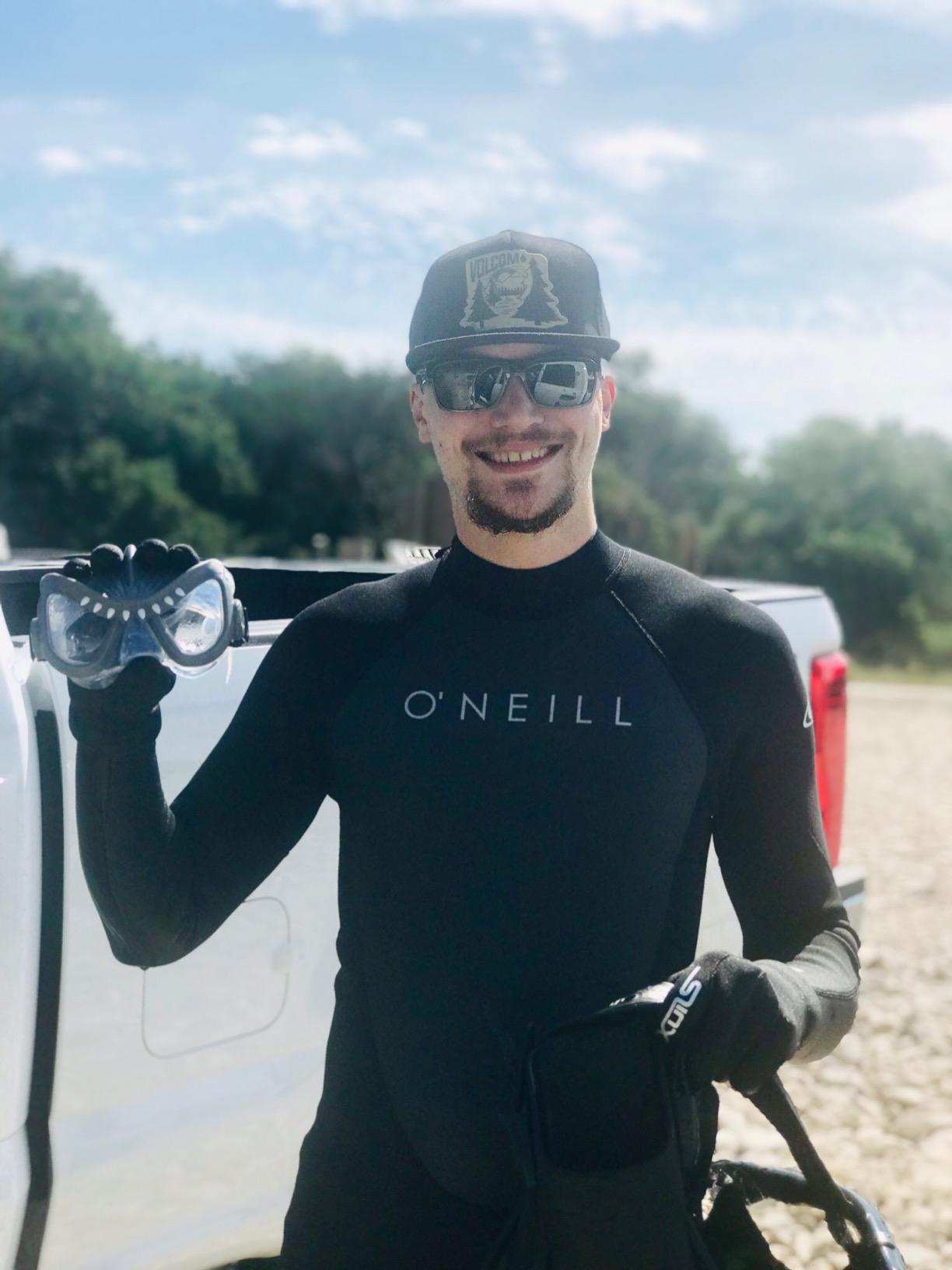 O'Neill Men's Reactor-2 3:2mm Back Zip Full Wetsuit, Lightweight Warmth and Flexibility for All Water Activities customer photo 2