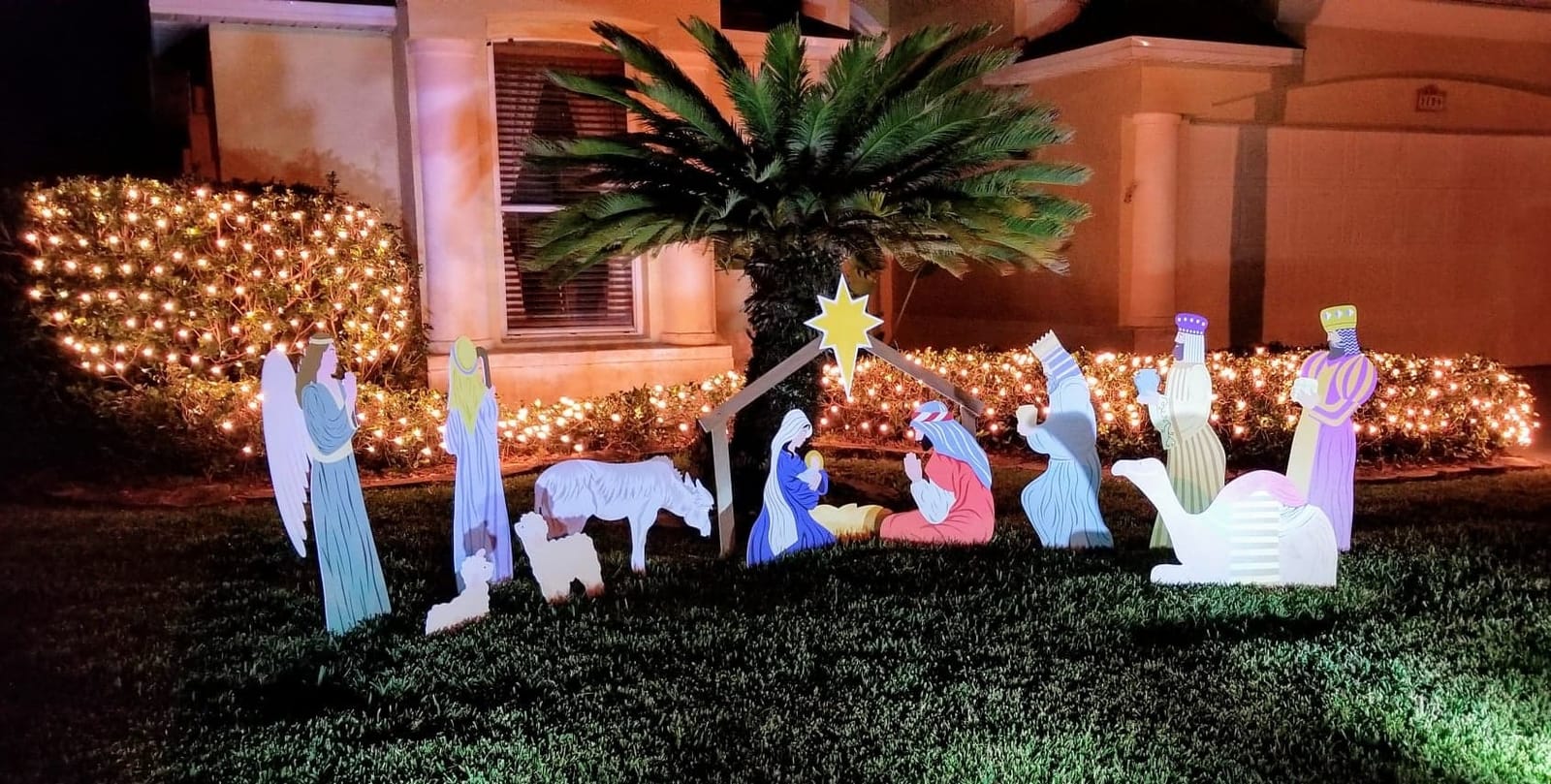 Holy Family Nativity Scene - 3 Weatherproof Nativity Set Figures for Outdoor Christmas Decoration - Easy to Assemble & Store - Life-Size, Colorful customer photo 1