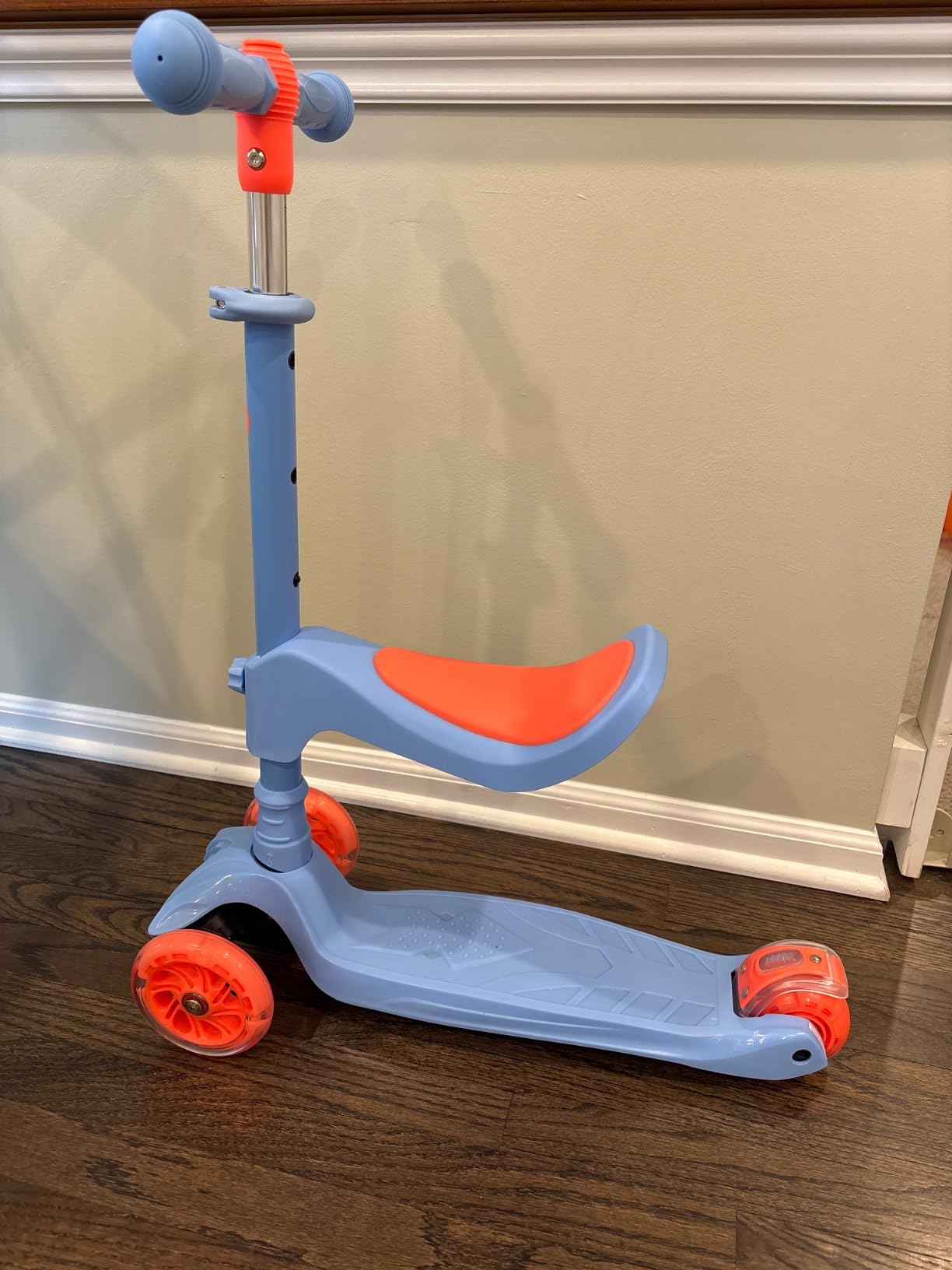 LaScoota 2-in-1 Kids Kick Scooter for Boys & Girls with Seat customer photo 2