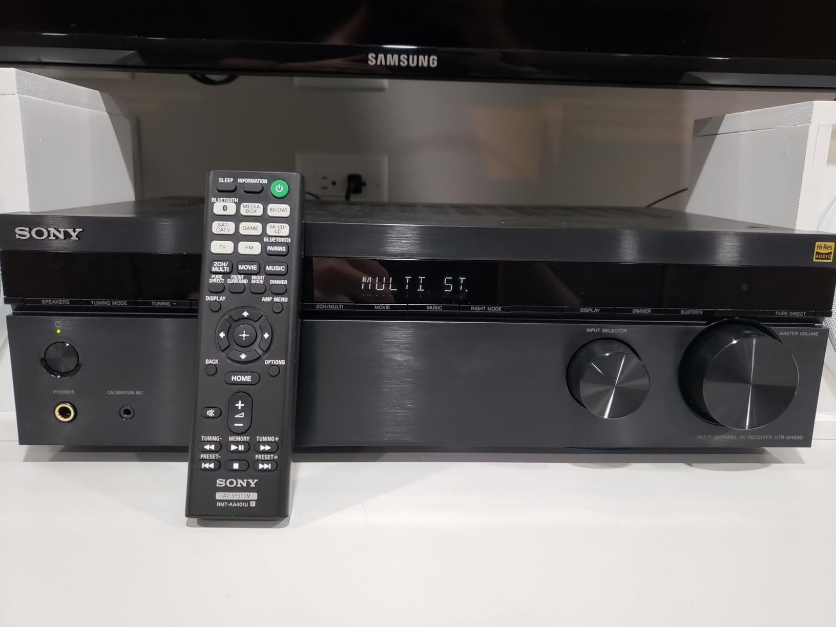 Sony STRDH590 5.2 Channel Surround Sound Home Theater Receiver: 4K HDR AV Receiver with Bluetooth,Black customer photo 1