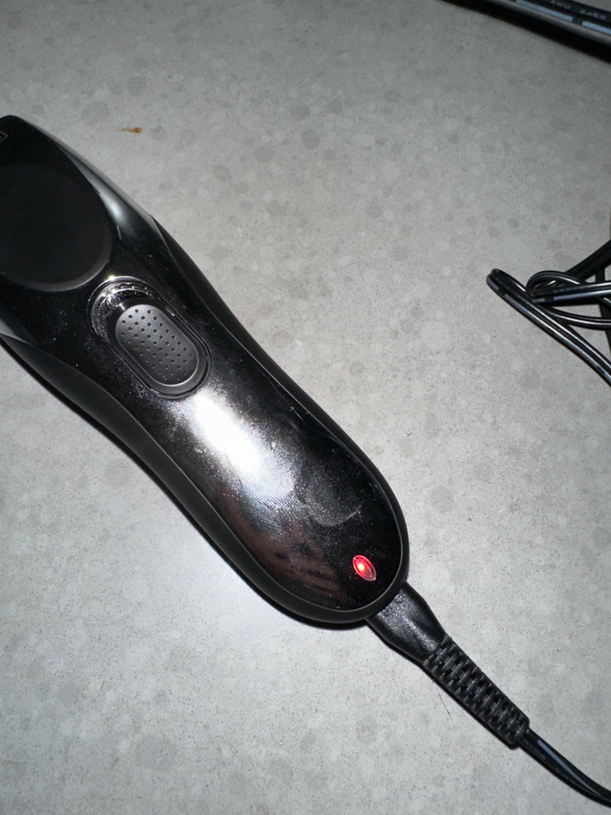 Wahl Clipper Rechargeable Cord/Cordless Haircutting & Trimming Kit customer photo 2