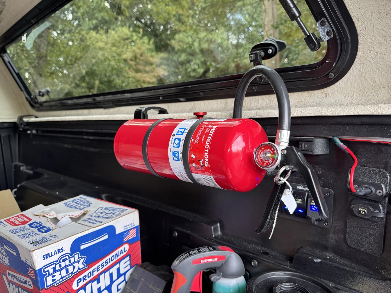 First Alert Fire Extinguisher, Heavy Duty for Home & Commercial Use customer photo 2