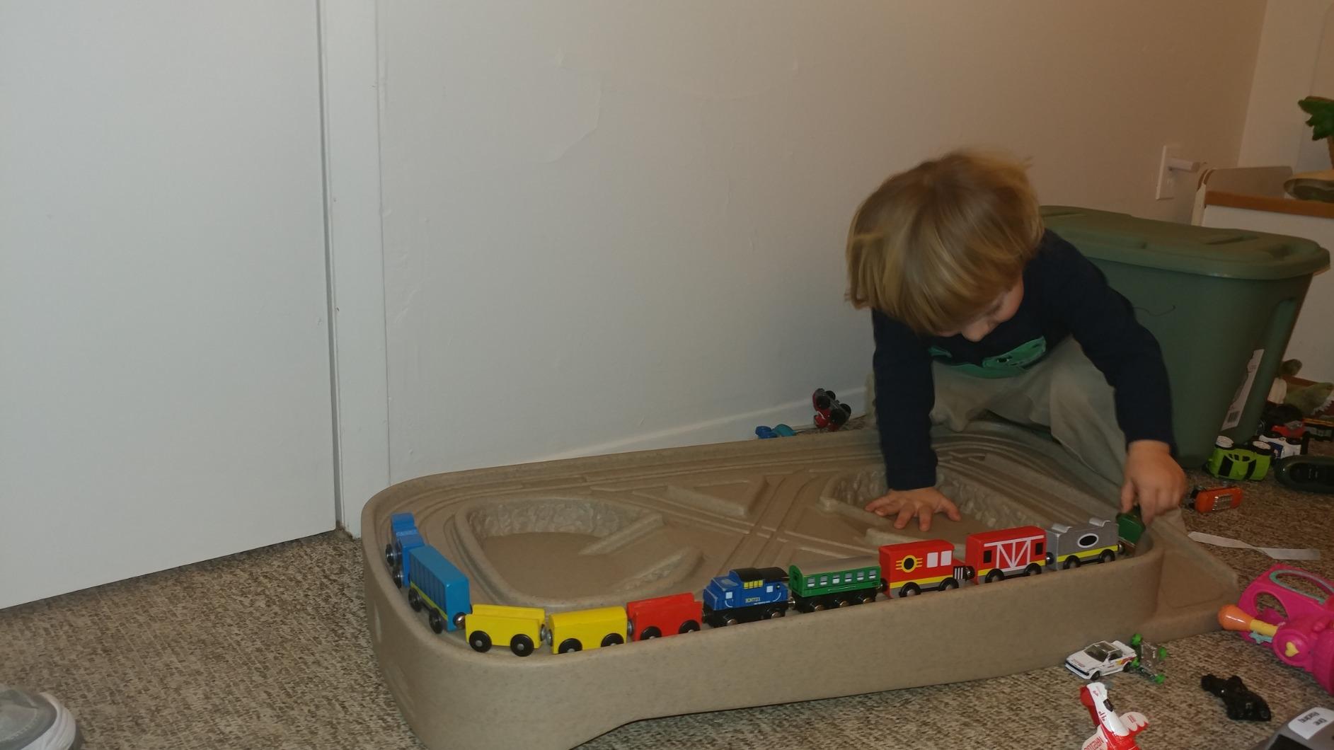 Simplay3 Portable Carry and Go Kids Race Track Toy Car Train Table, 2-Sided No Assembly for Children 3 4 5 6 7 Years Old Boys Girls, Made in USA customer photo 1