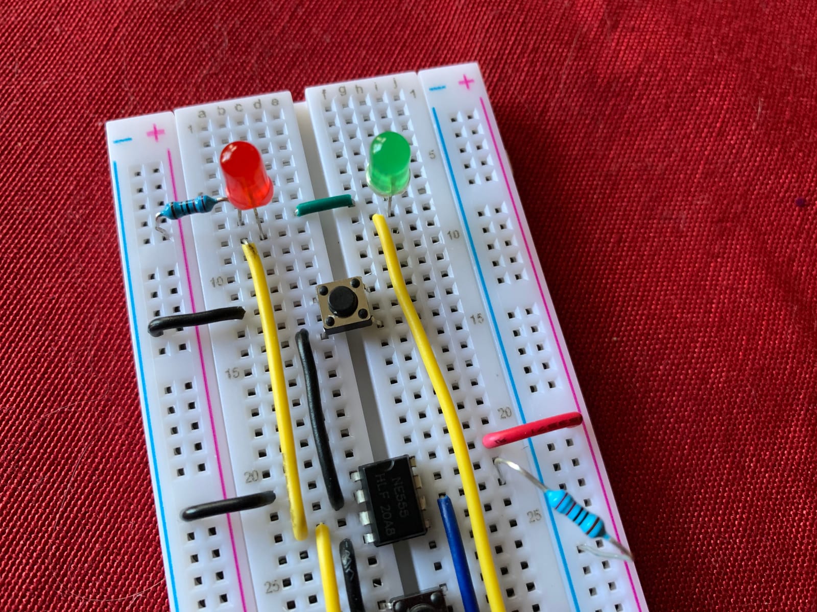 4PCS Breadboards Kit Include 2PCS 830 Point 2PCS 400 Point Solderless Breadboards for Proto Shield Distribution Connecting Blocks customer photo 1